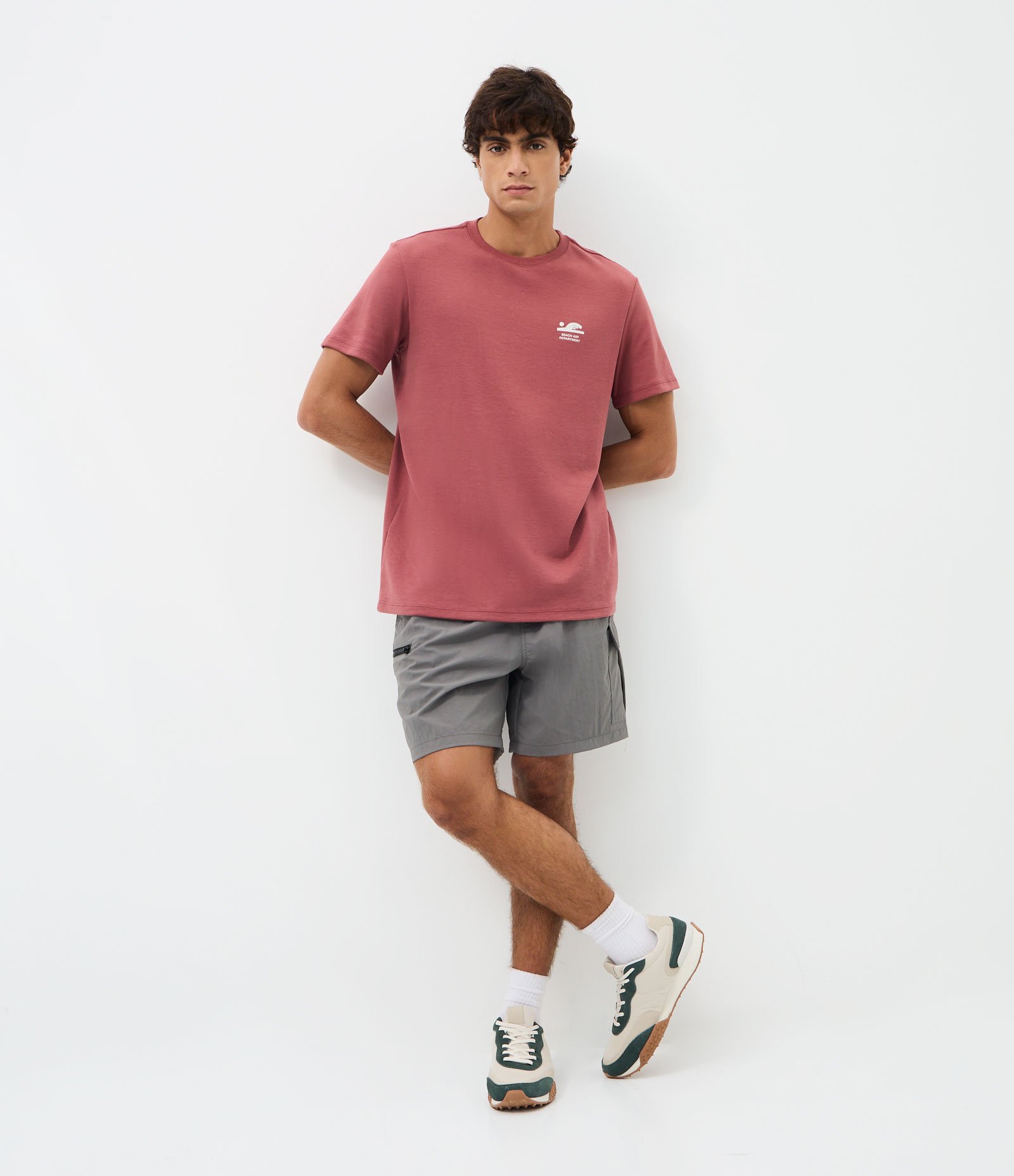 Camiseta Comfort Manga Curta com Estampa Abstrata Vermelho 2