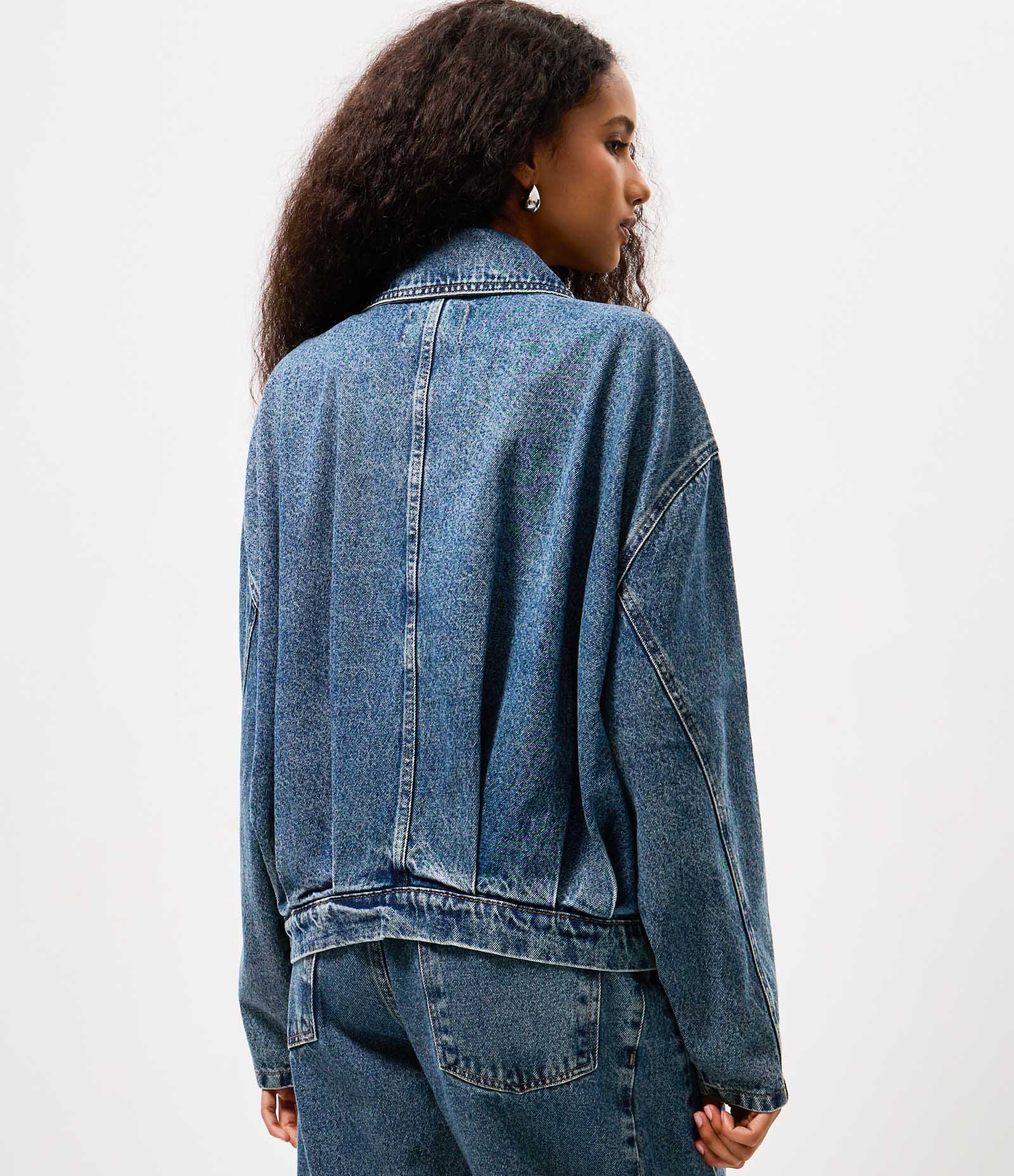 Jaqueta Jeans com Pregas Frontais e Posteriores Azul 4