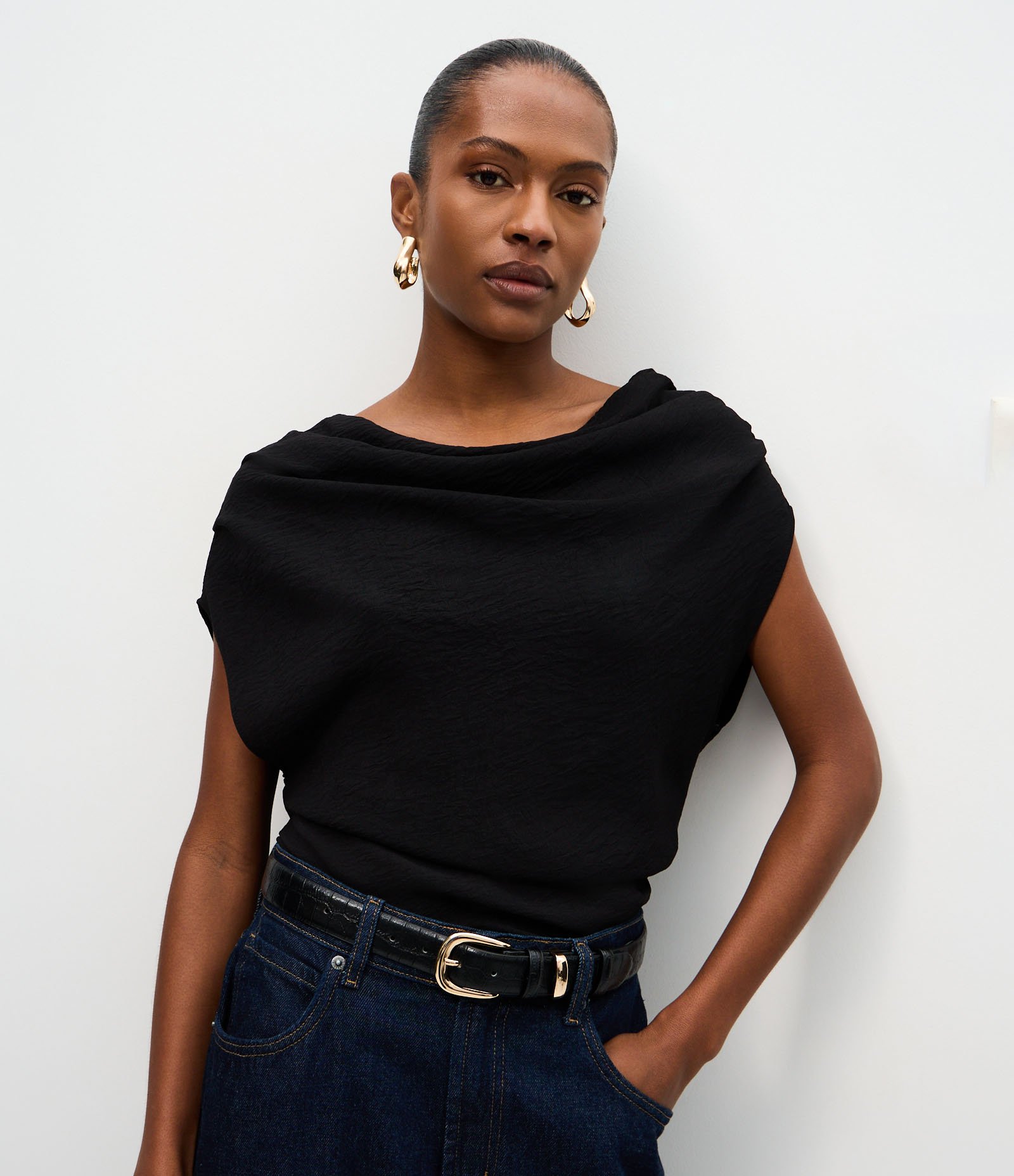 Blusa Ombro a Ombro com Drapeado Preto 1