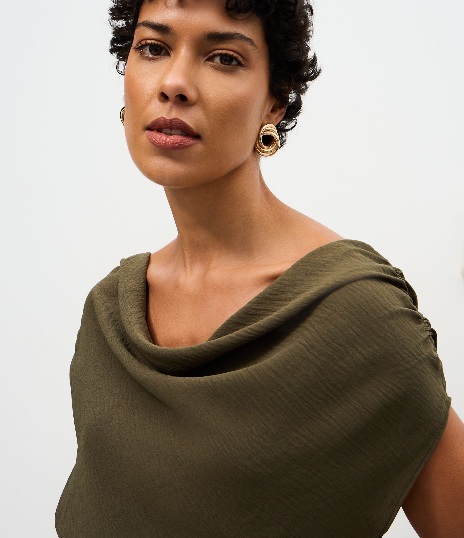 Blusa Ombro a Ombro com Drapeado Verde 3