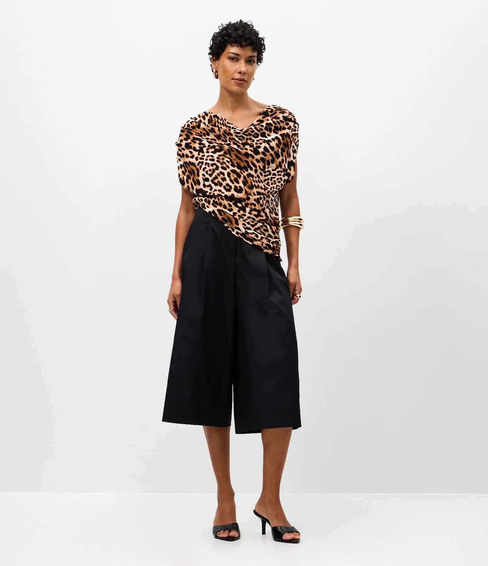Blusa Ombro a Ombro com Estampa Animal Print Marrom 2