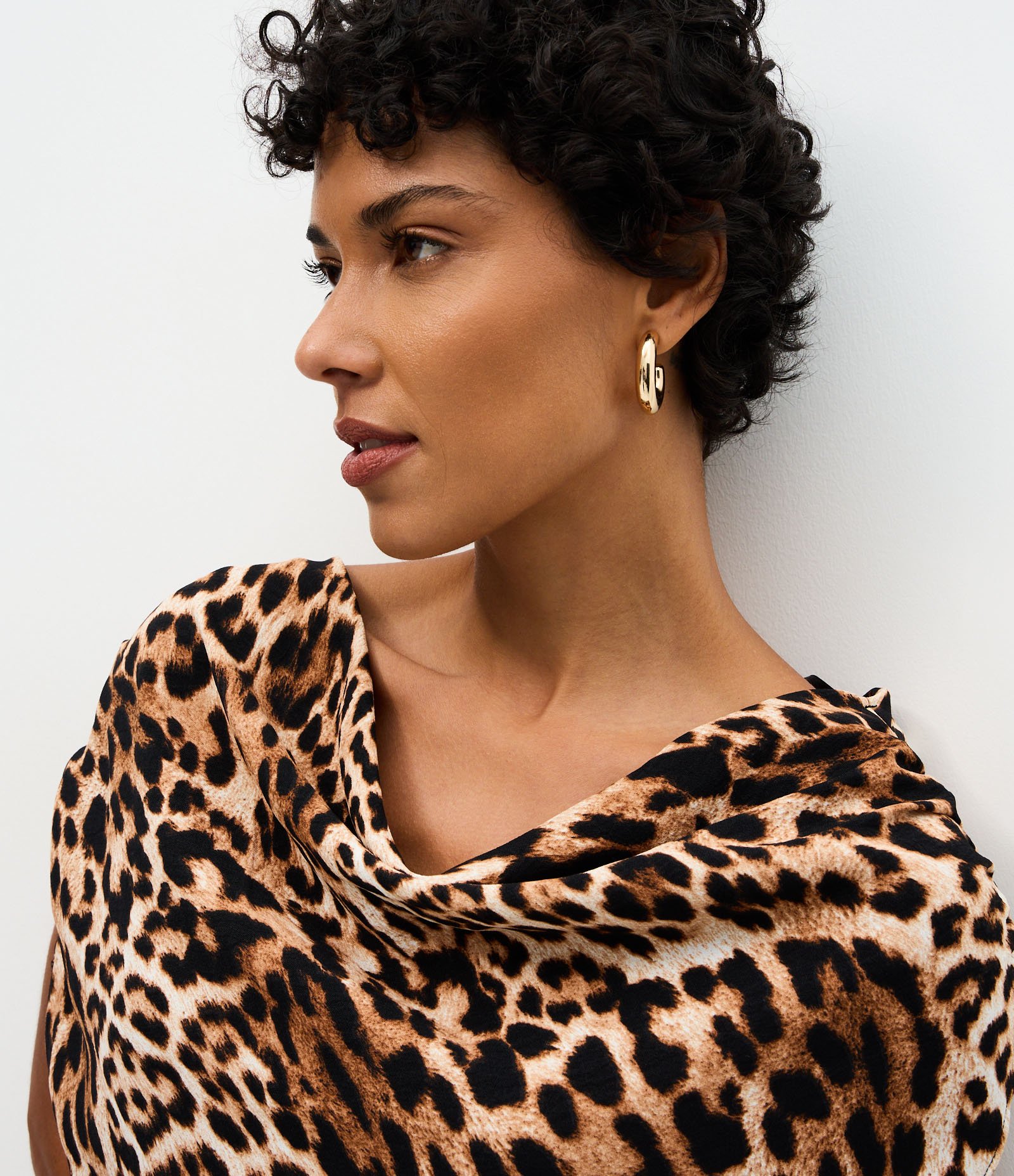 Blusa Ombro a Ombro com Estampa Animal Print Marrom 3