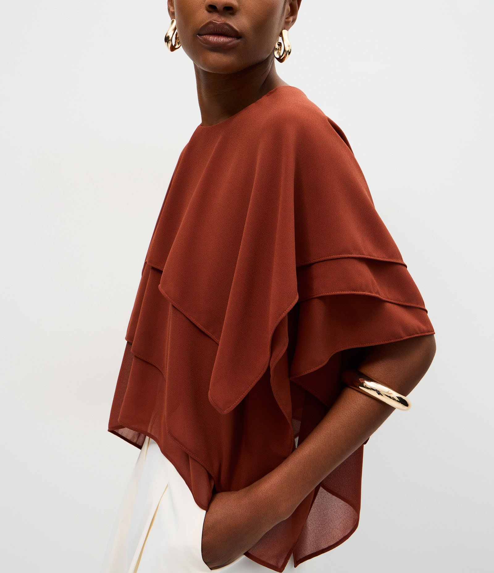 Blusa em Chiffon com Camadas Sobrepostas Marrom 4