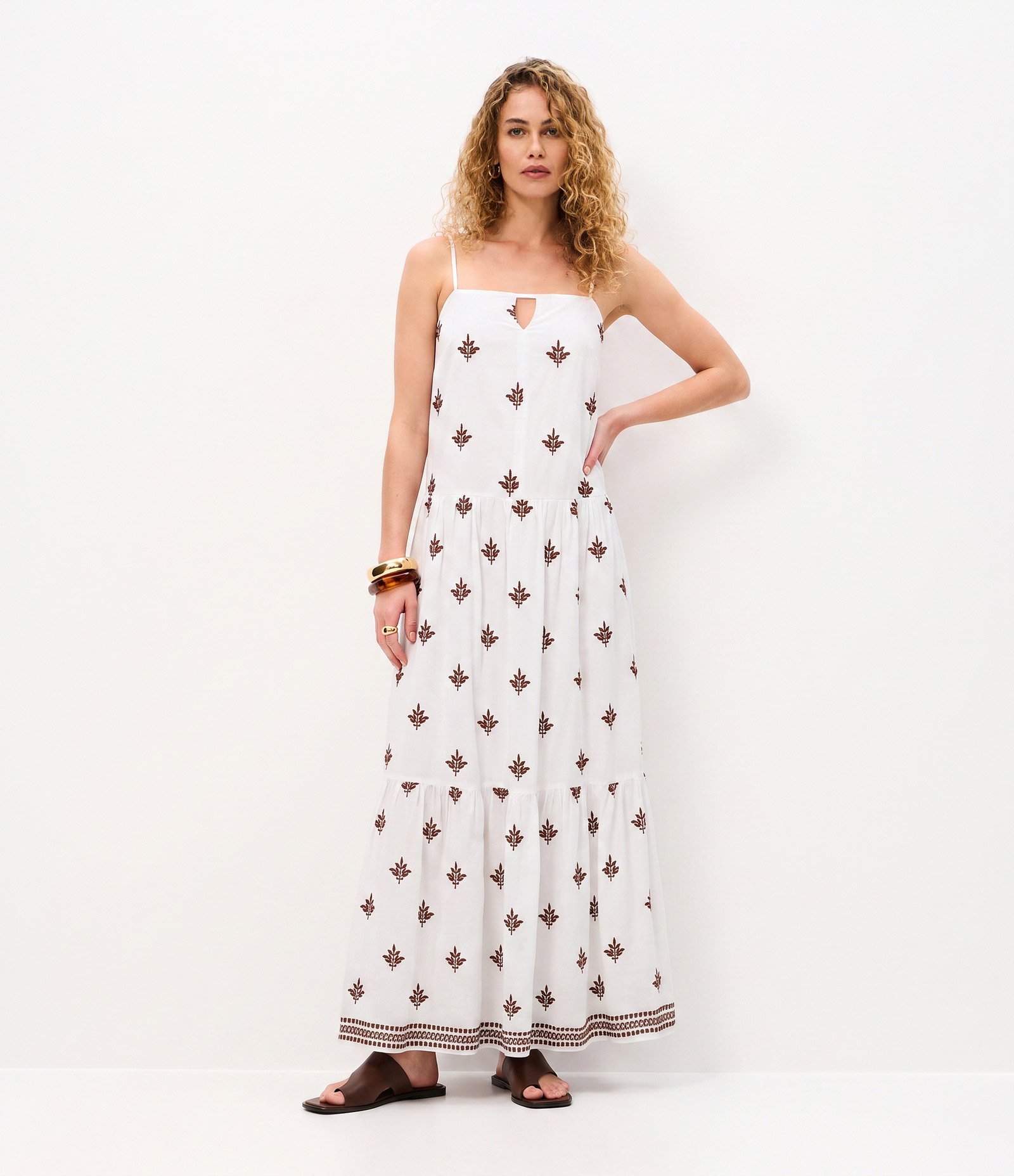Vestido Longo em Tricoline com Estampa Bordada Branco 1