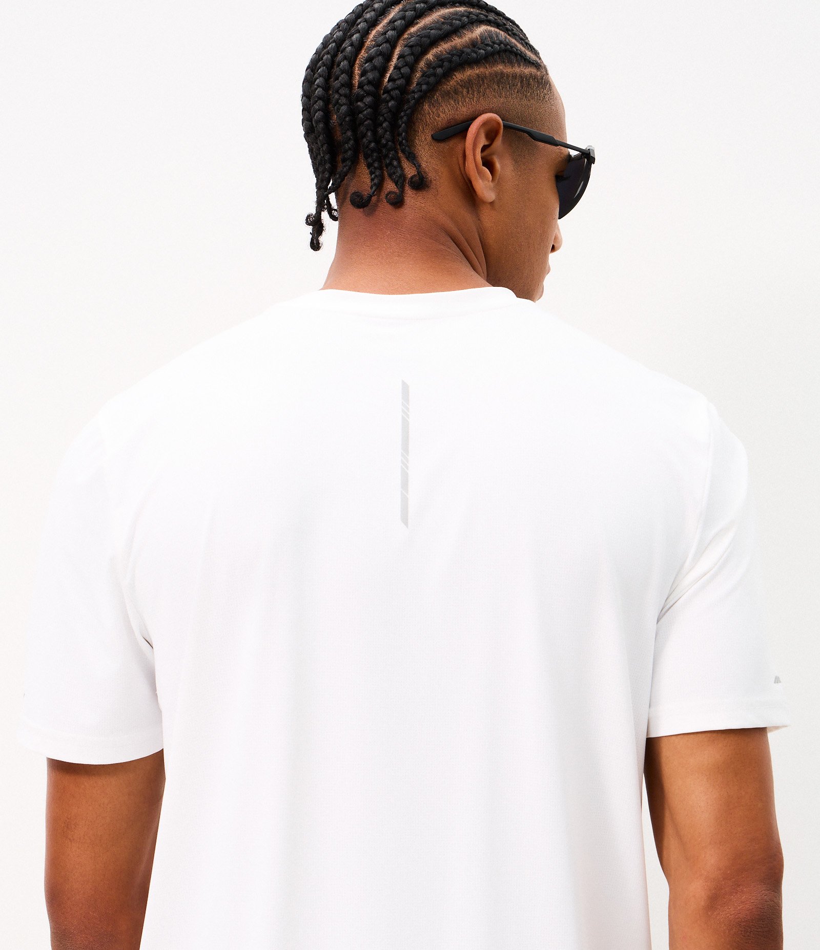 Camiseta Regular Dry em Poliamida Branco 3