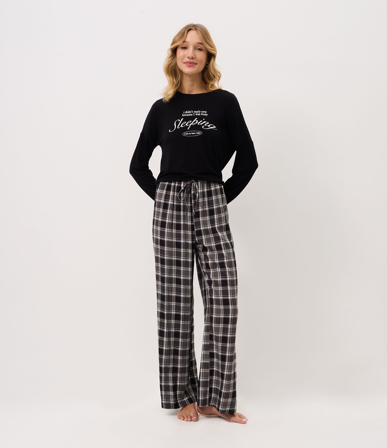 Calça de Pijama em Viscose com Estampa Xadrez Preto 1