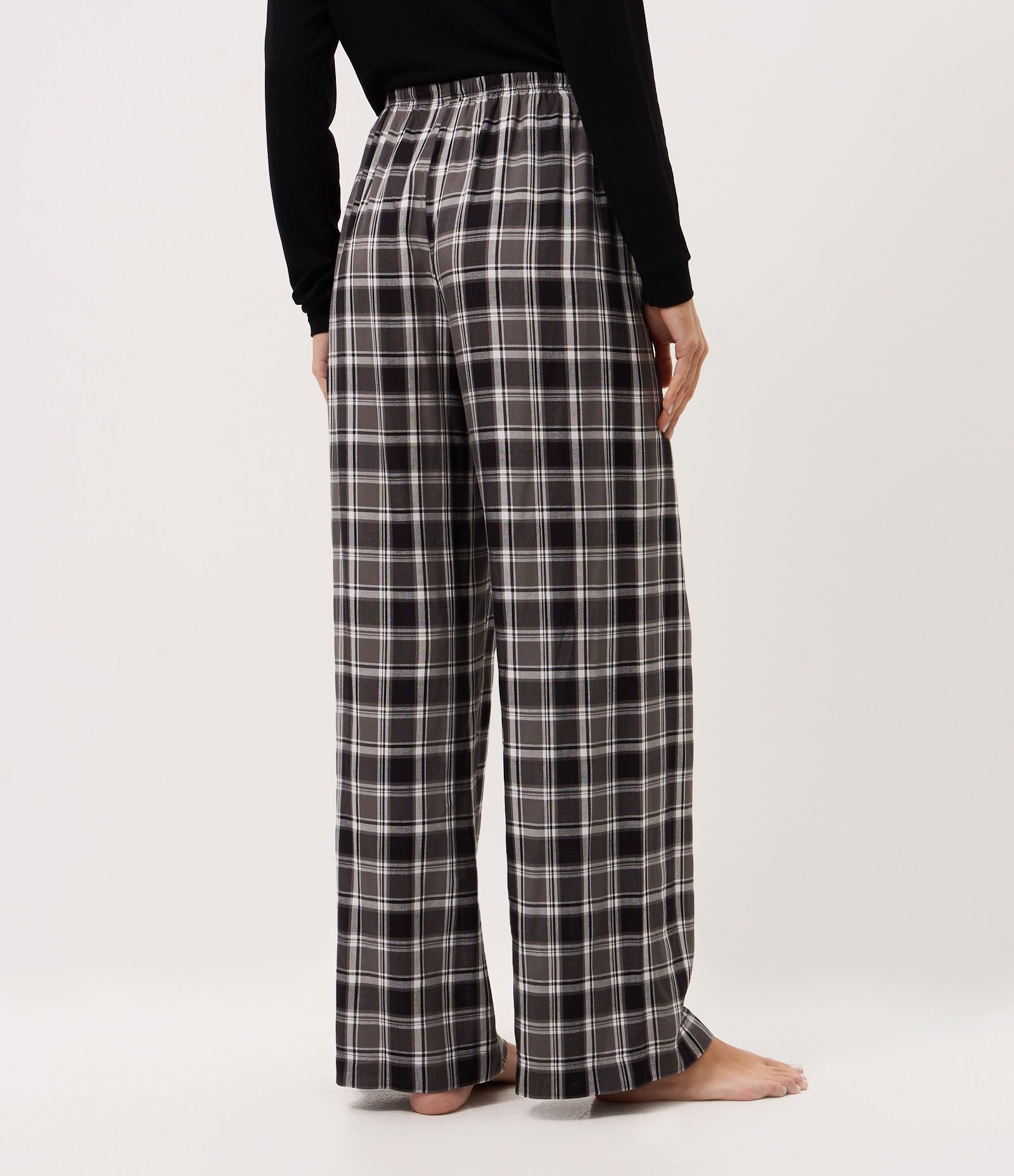 Calça de Pijama em Viscose com Estampa Xadrez Preto 4