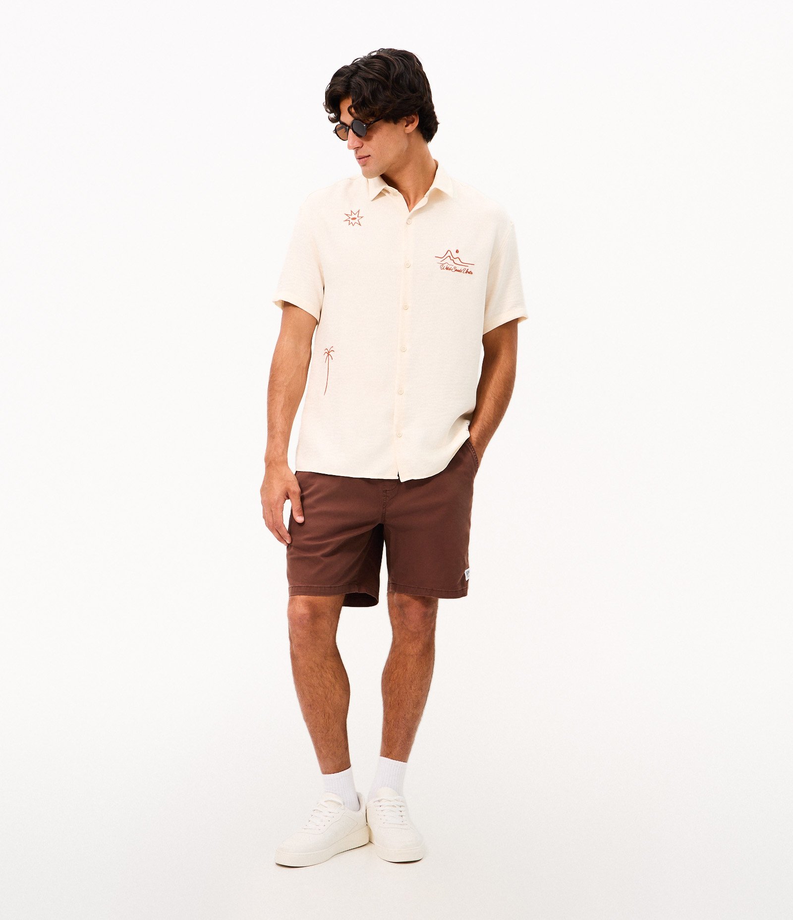 Camisa Relaxed com Ícones Praianos Bege 2
