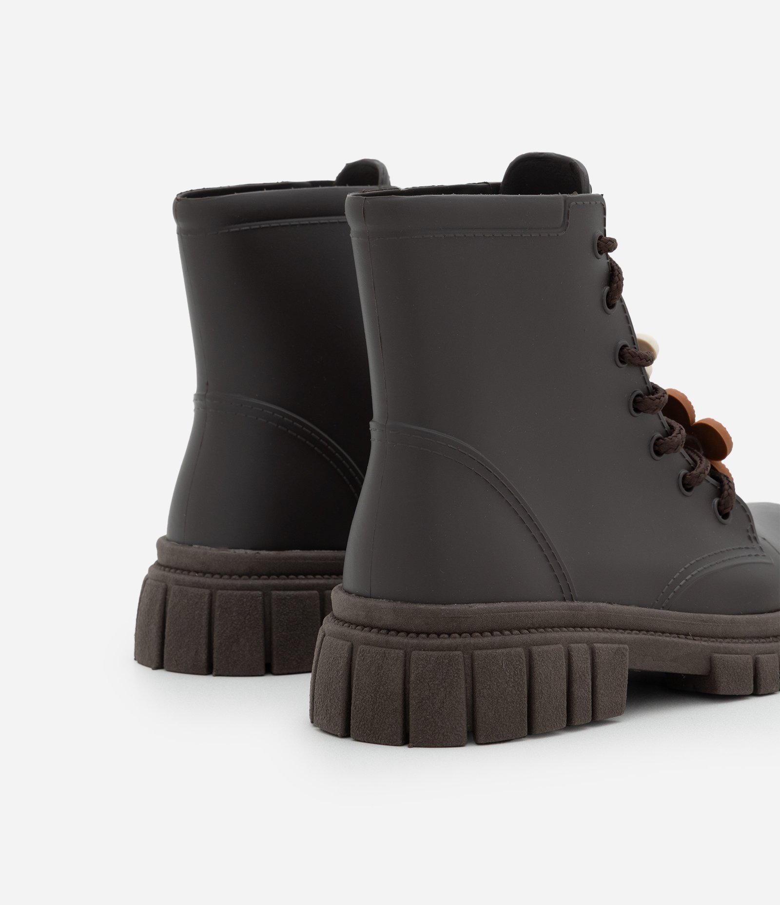 Bota Infantil Coturno com Aplique de Flor – Tam 27 a 34 Marrom Escuro 2