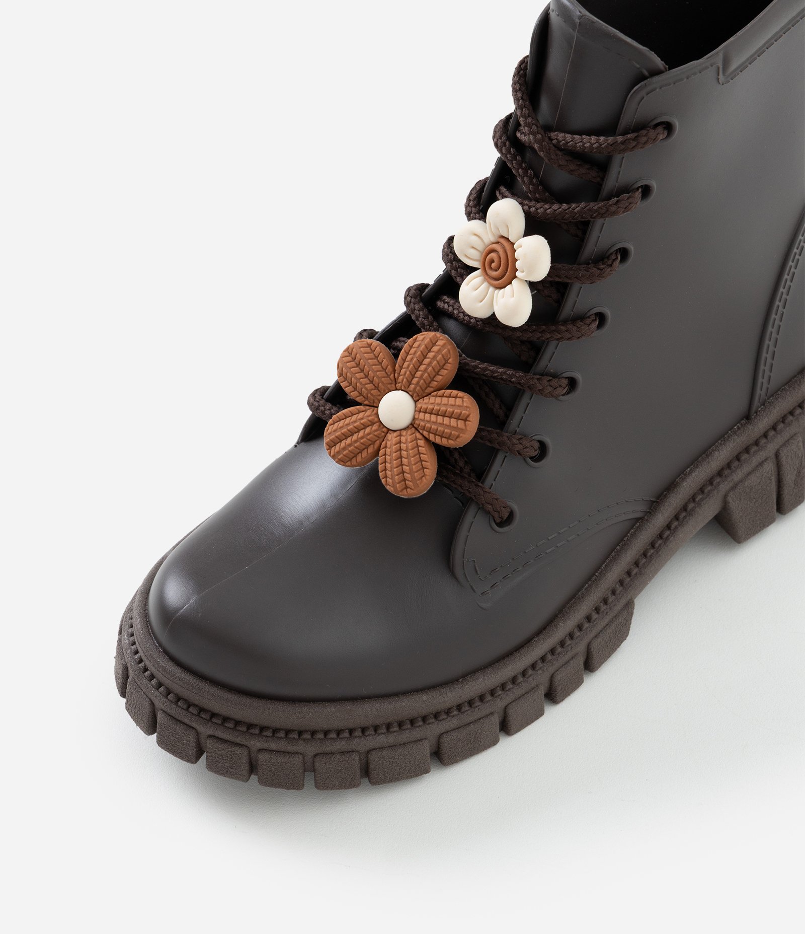 Bota Infantil Coturno com Aplique de Flor – Tam 27 a 34 Marrom Escuro 5