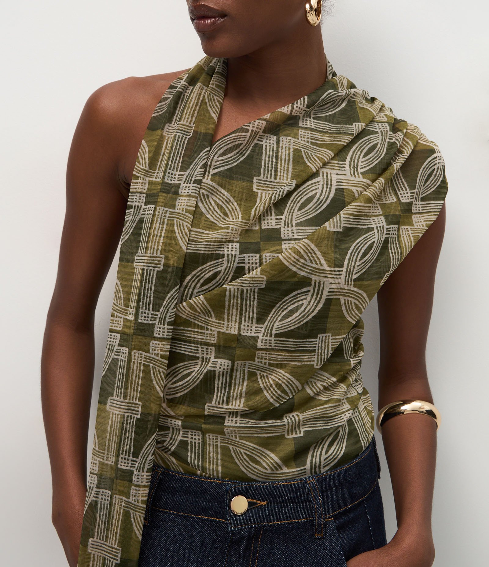 Blusa com Amarração no Pescoço e Estampa Geométrica Verde 5