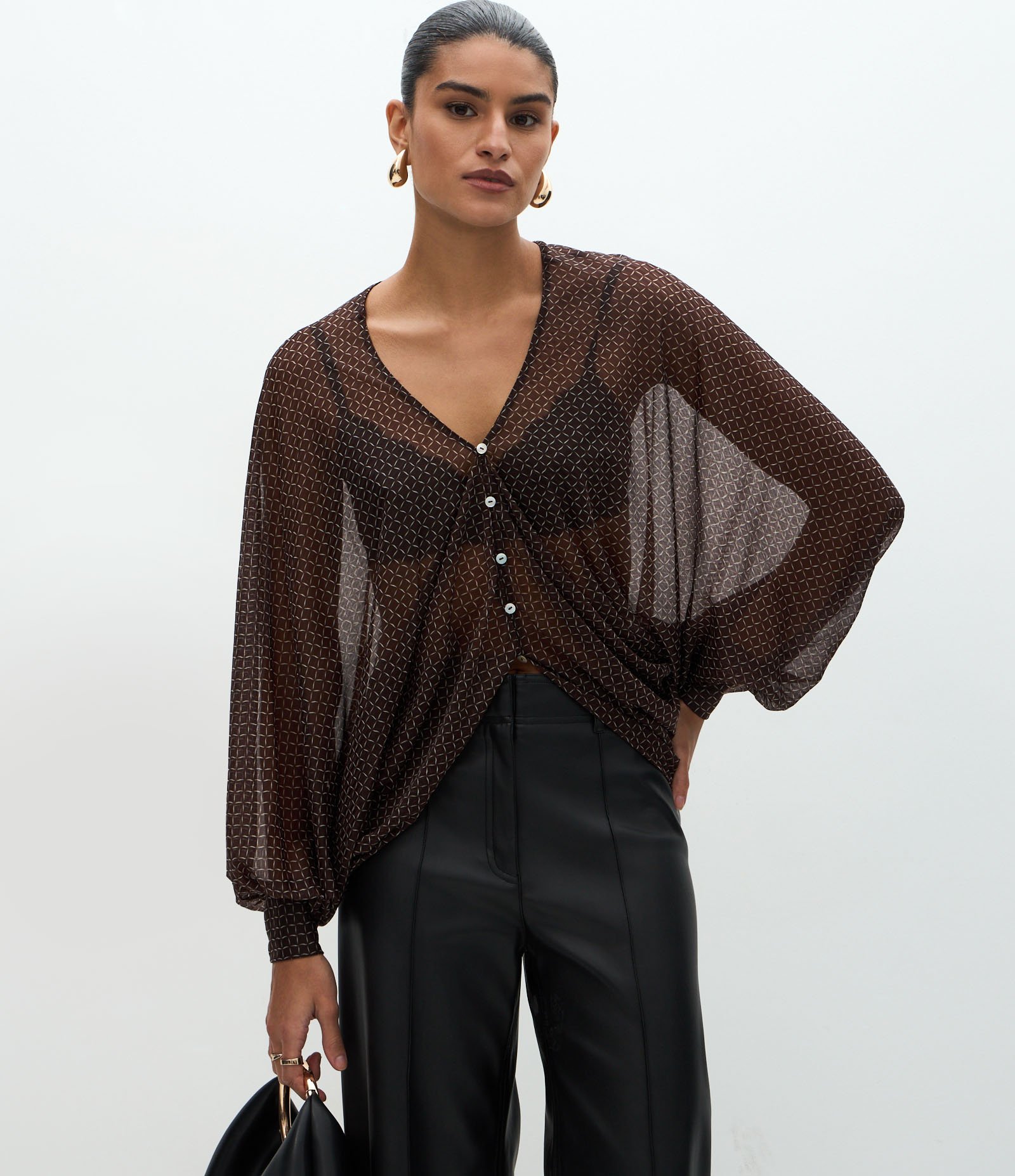 Blusa Ampla com Mangas Longas Marrom 1