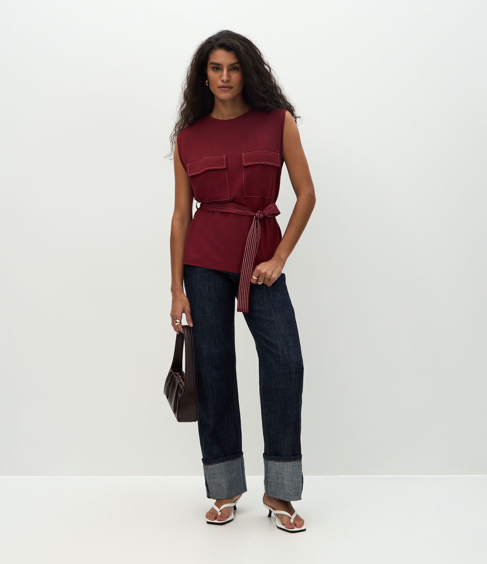 Blusa em Piquet com Bolsos e Amarração na Cintura Vermelho 2