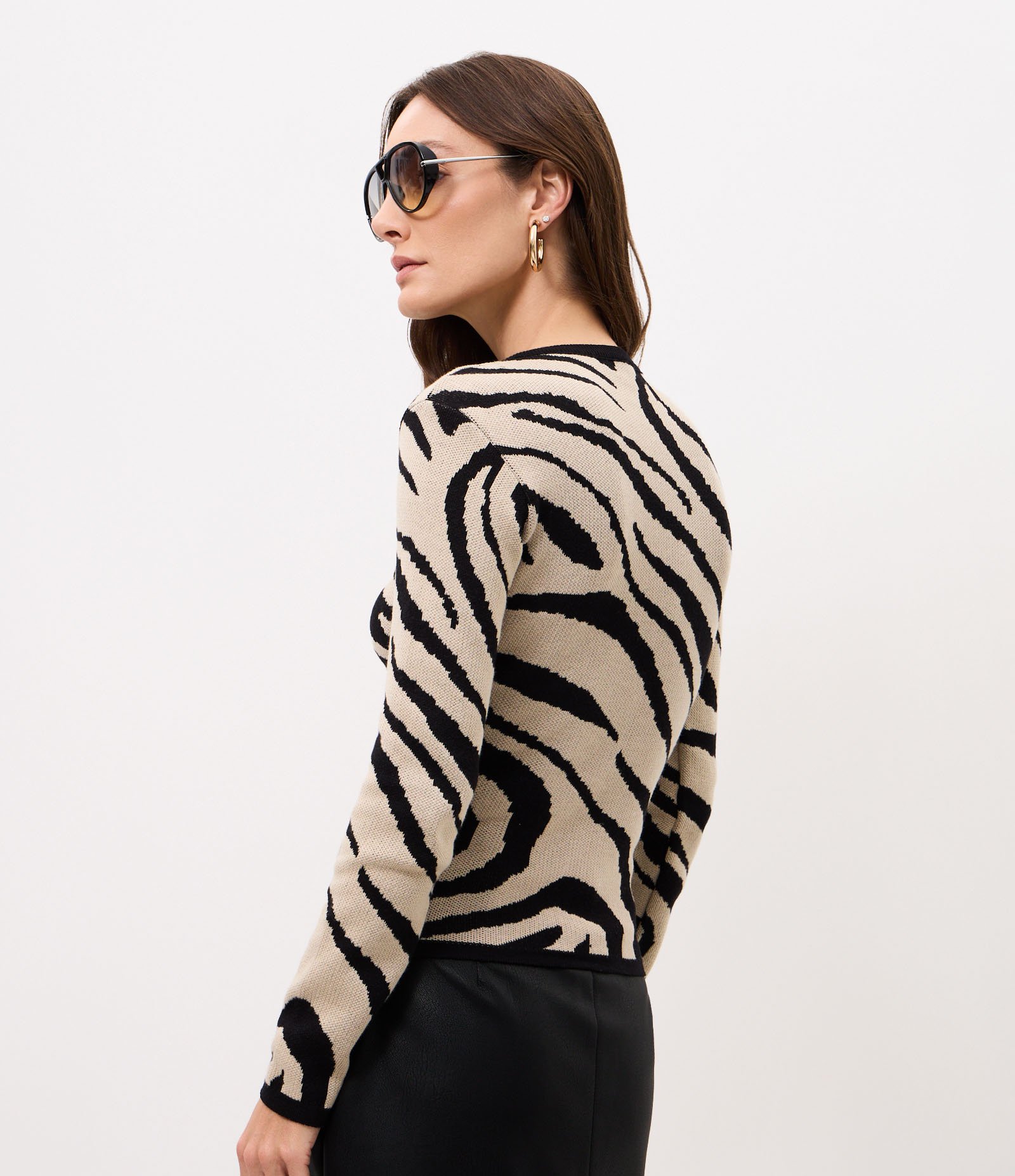 Suéter em Tricô com Estampa Animal Print Bege/Preto 4