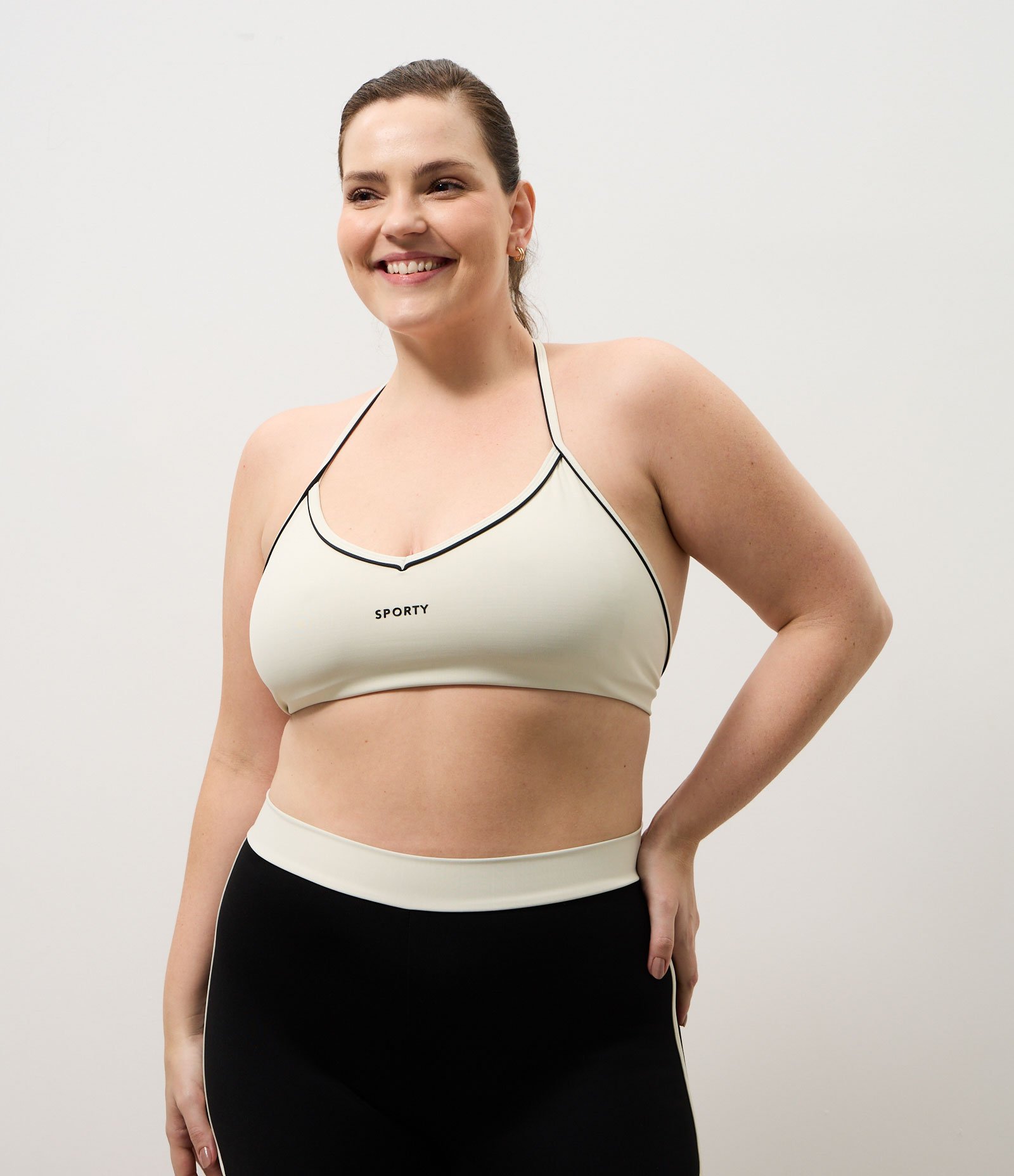 Top Esportivo Frente Única com Lettering Sporty Bege 5
