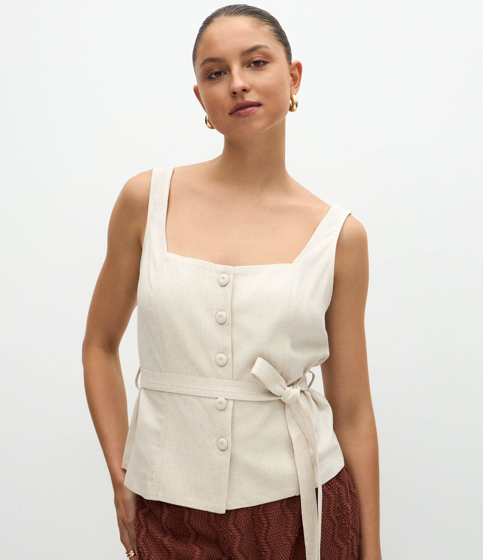 Blusa em Viscolinho com Decote Quadrado e Amarração Branco 1