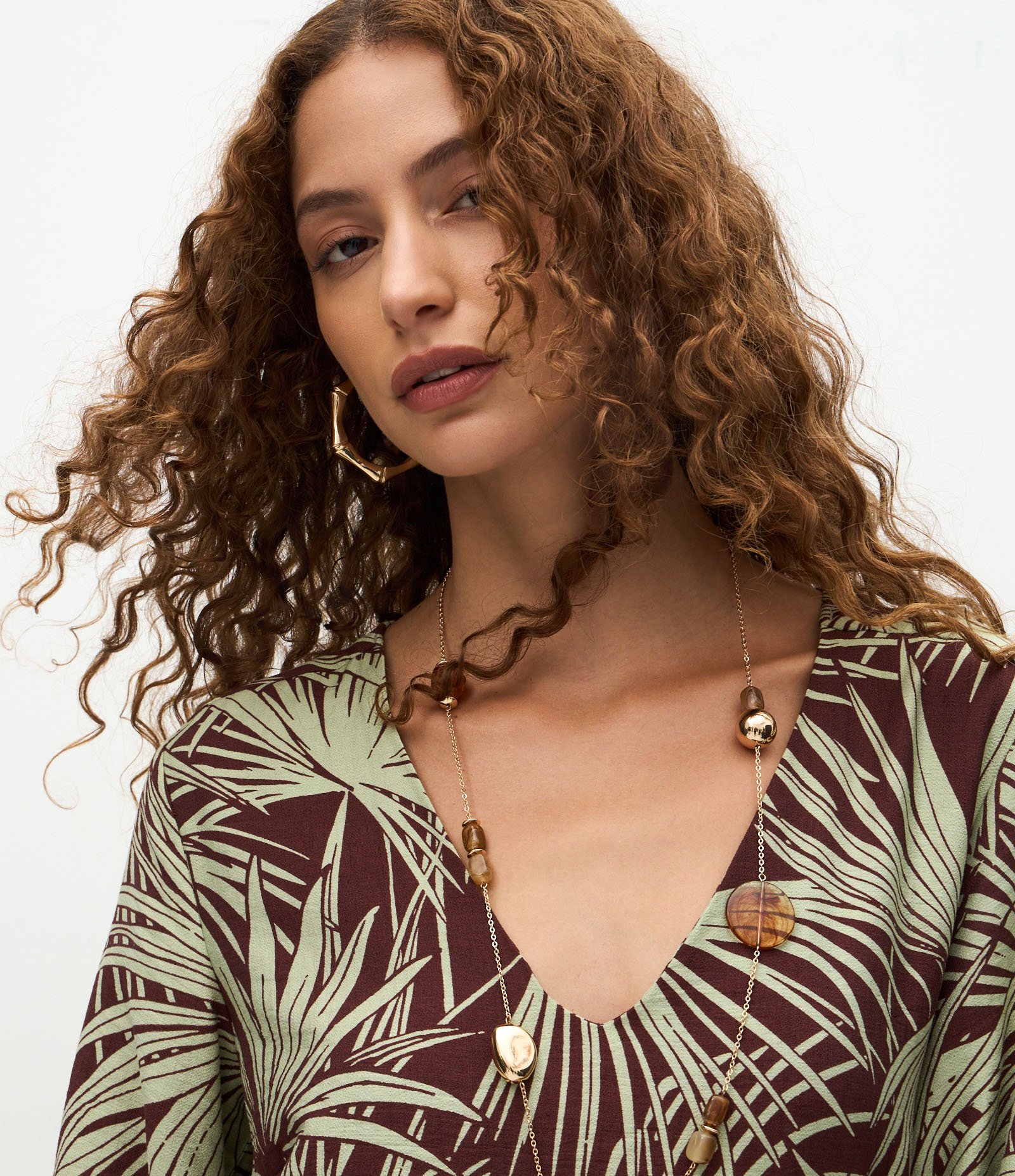 Vestido Longo Estampado em Viscose com Manga Bufante Marrom/Verde 3
