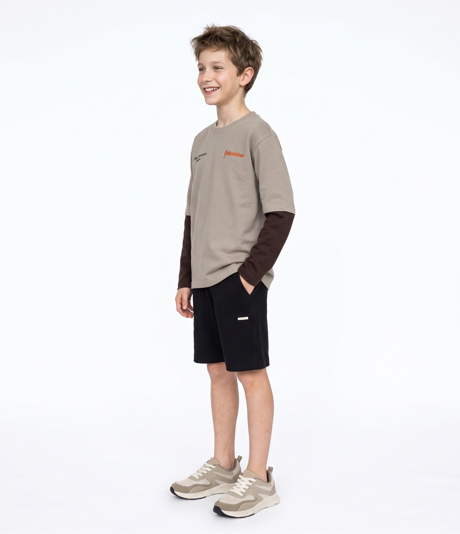 Camiseta Infantil com Estampa Montanha Patagonia – Tam 5 a 14 Anos Bege/Marrom 2
