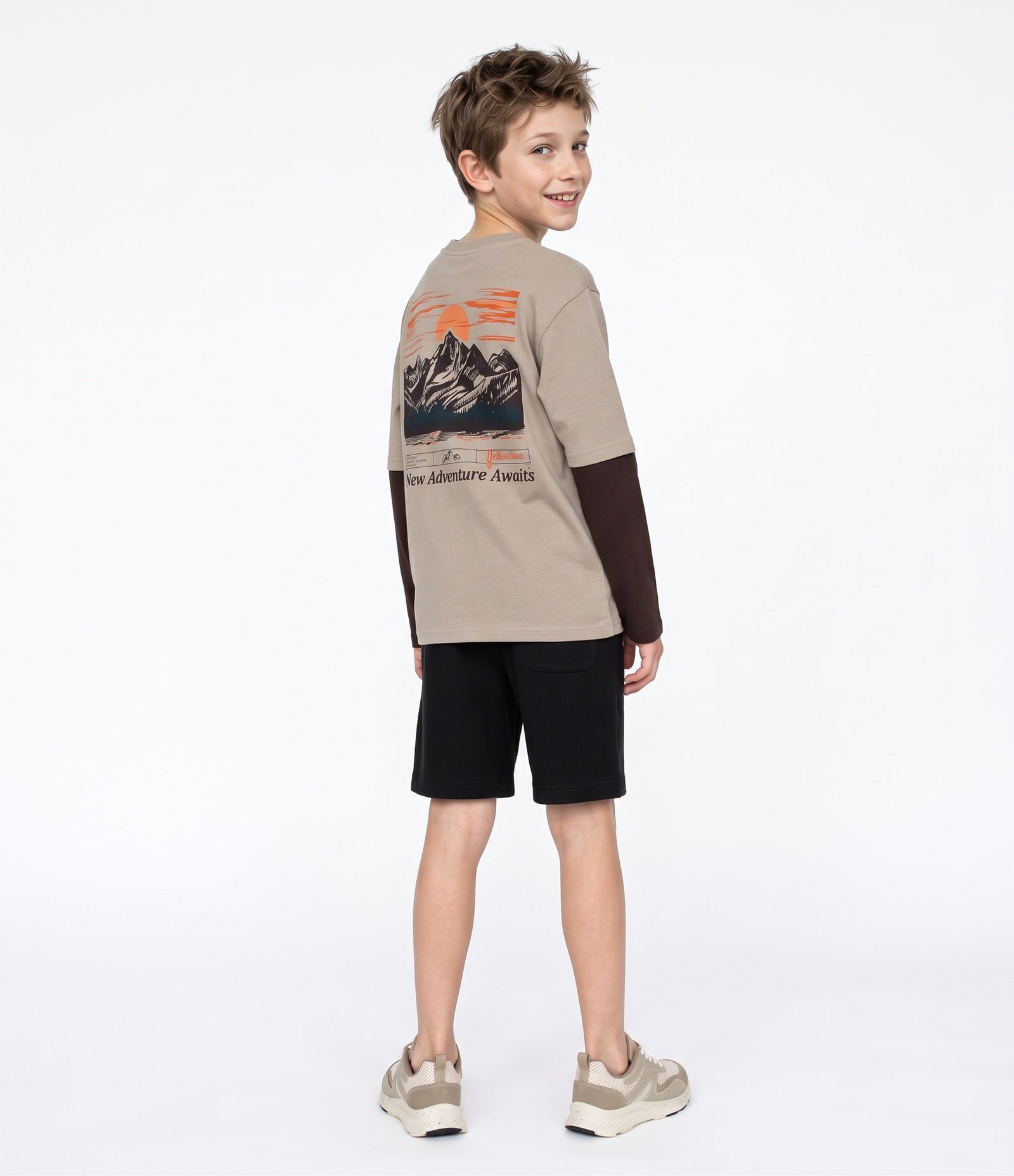 Camiseta Infantil com Estampa Montanha Patagonia – Tam 5 a 14 Anos Bege/Marrom 6