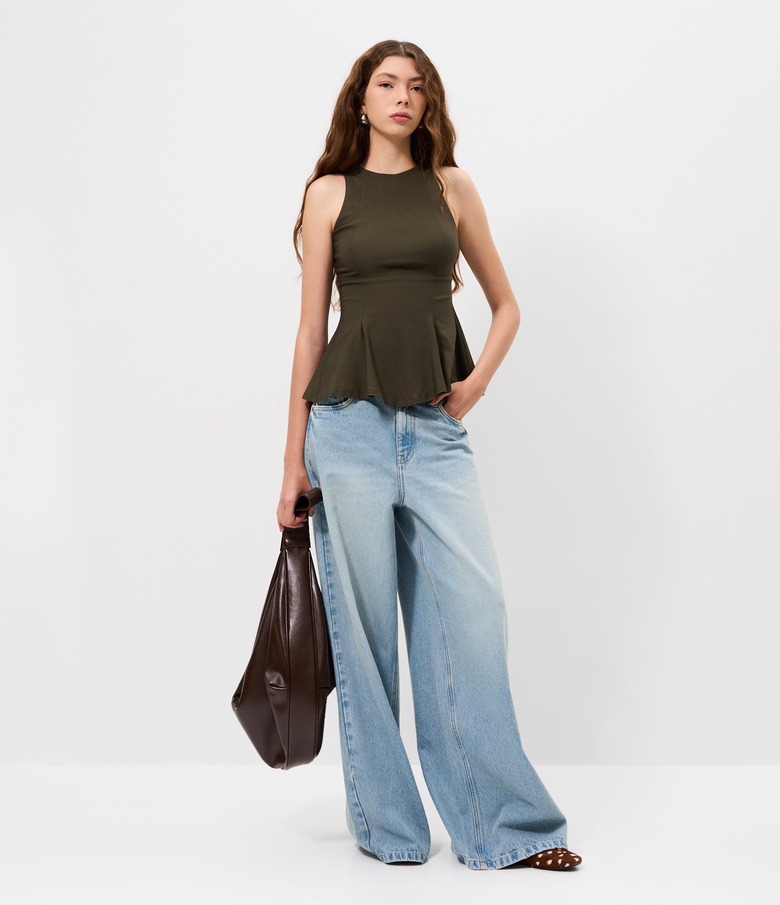 Blusa Peplum em Bengaline com Gola Halter Verde 2