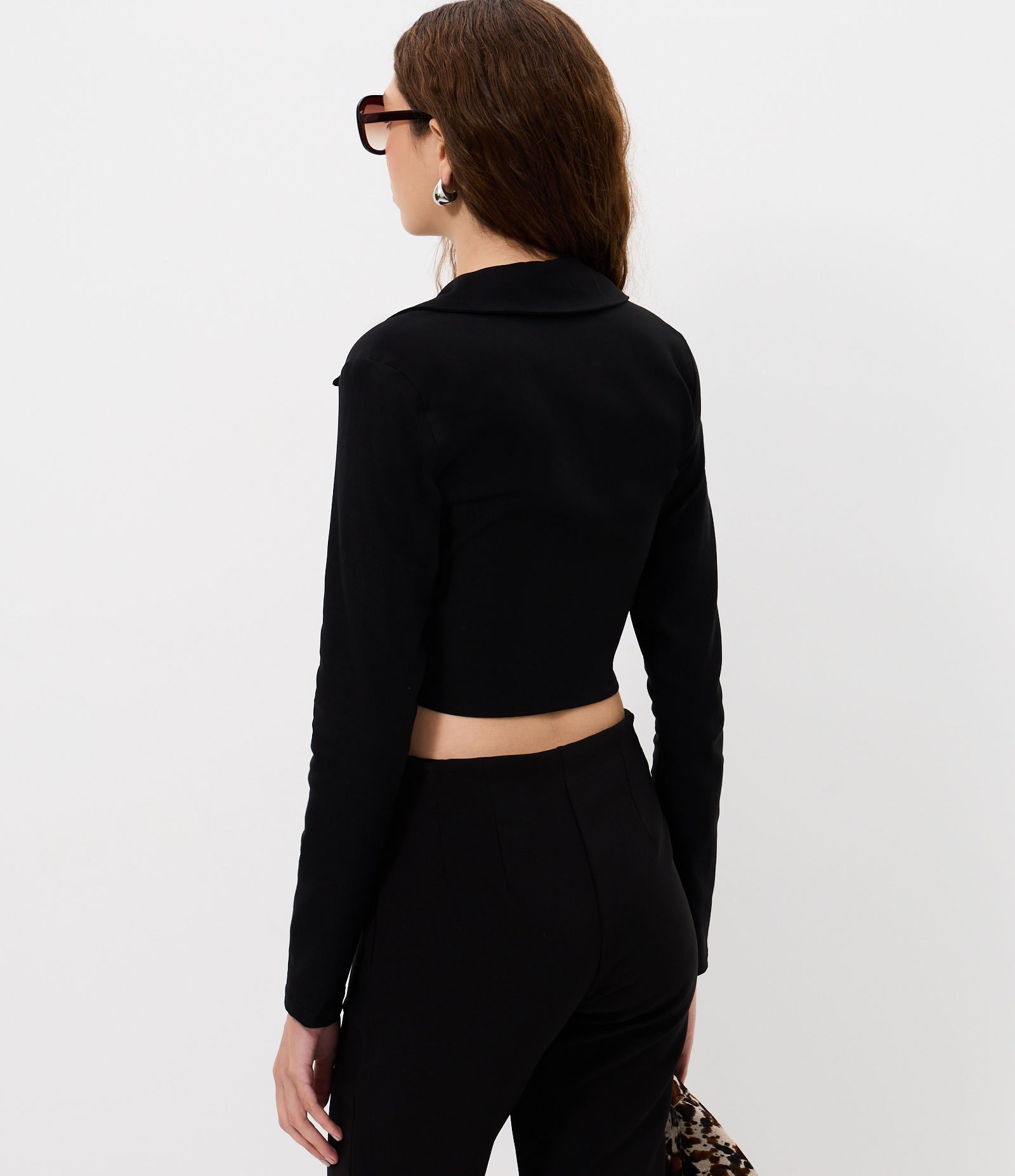 Blusa Corsetada em Bengaline Preto 4