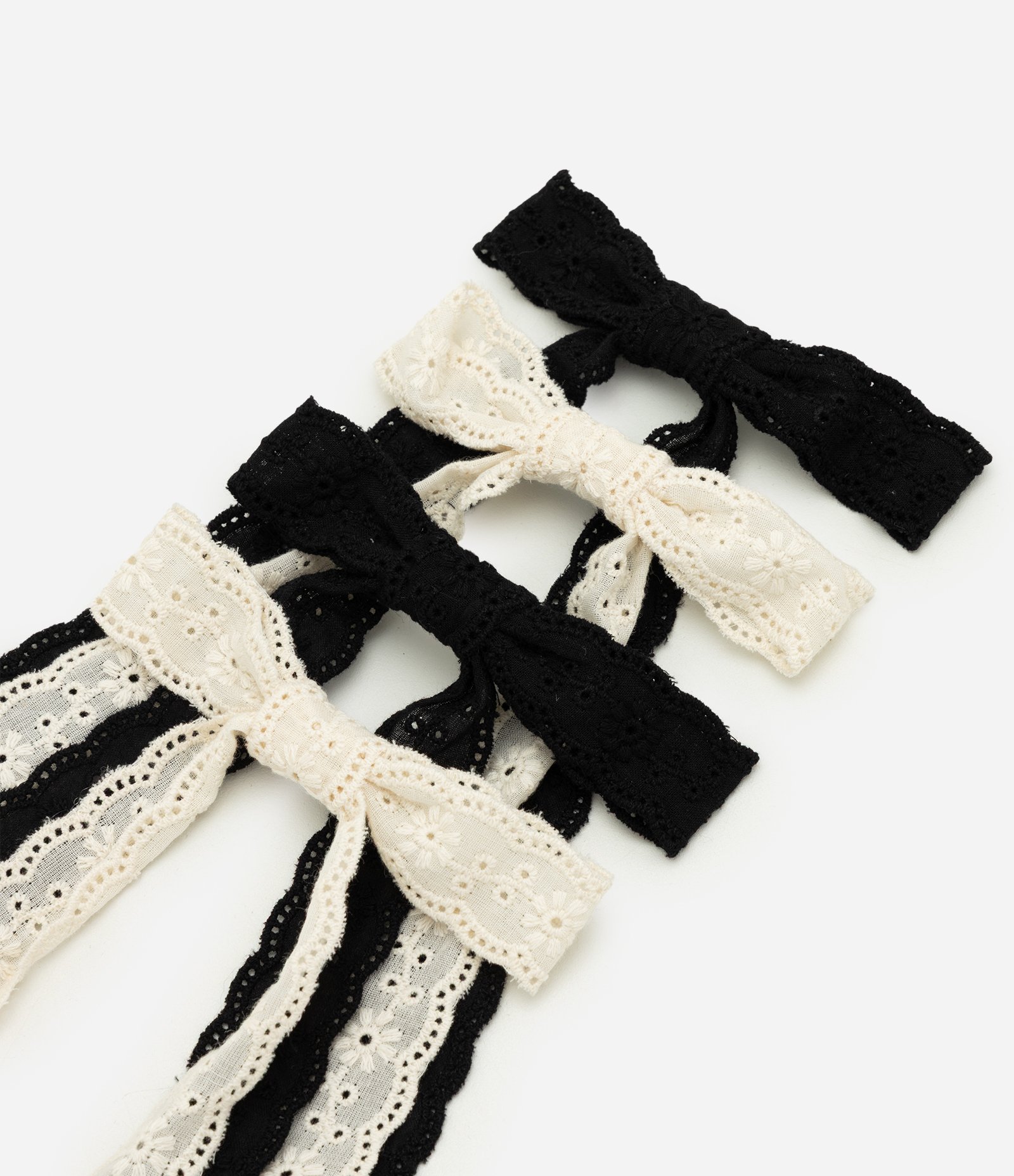 Kit 04 Presilhas Infantil com Laço em Laise Broderie – Tam U Preto/Branco 2