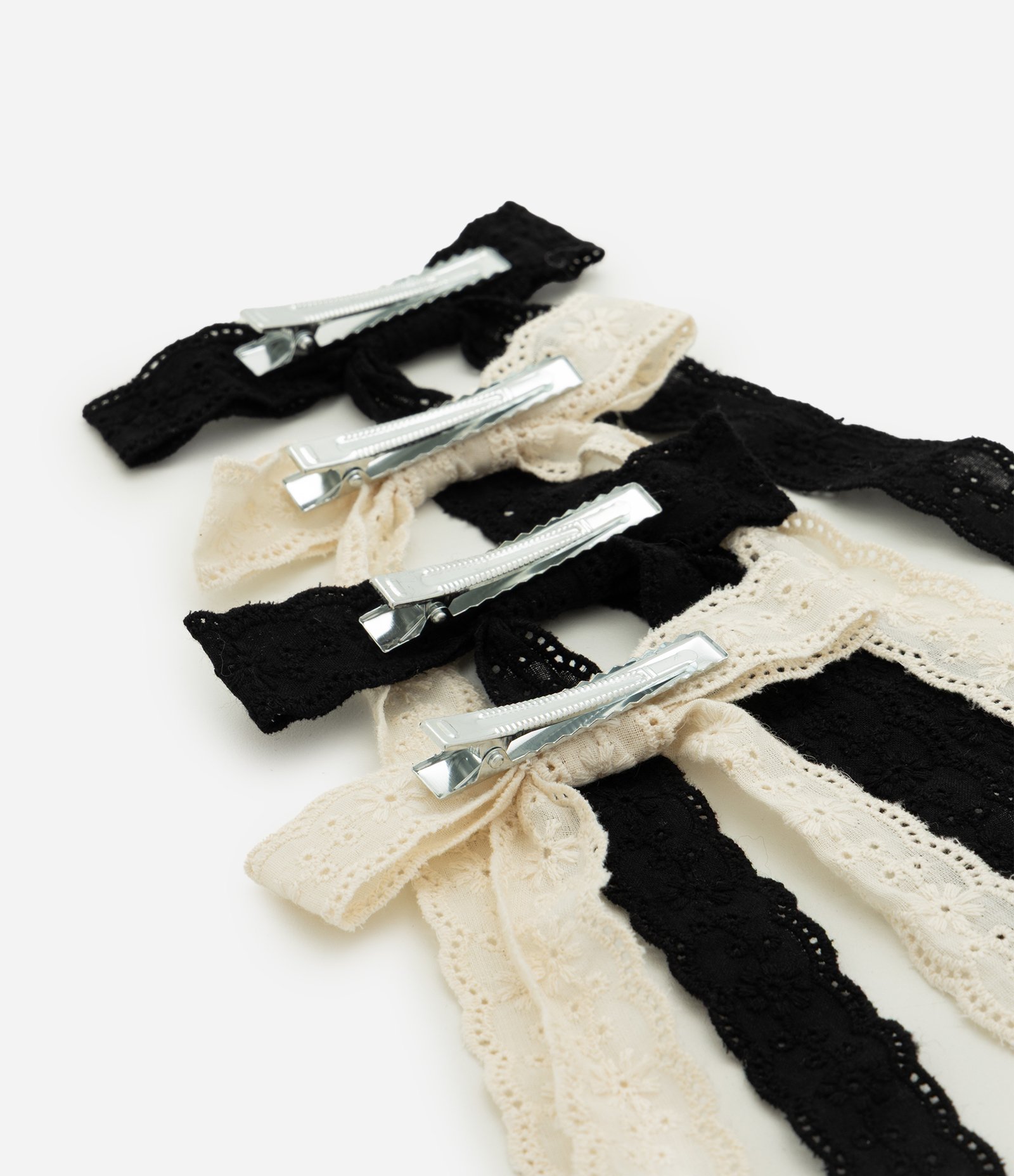 Kit 04 Presilhas Infantil com Laço em Laise Broderie – Tam U Preto/Branco 3