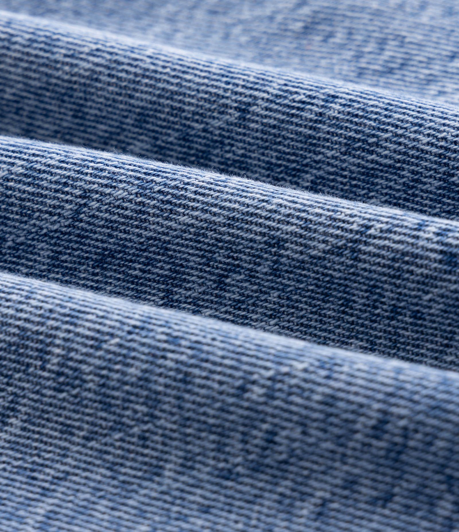 Bermuda Infantil em Jeans Alongada com Cinto – Tam 7 a 16 Anos Azul 4