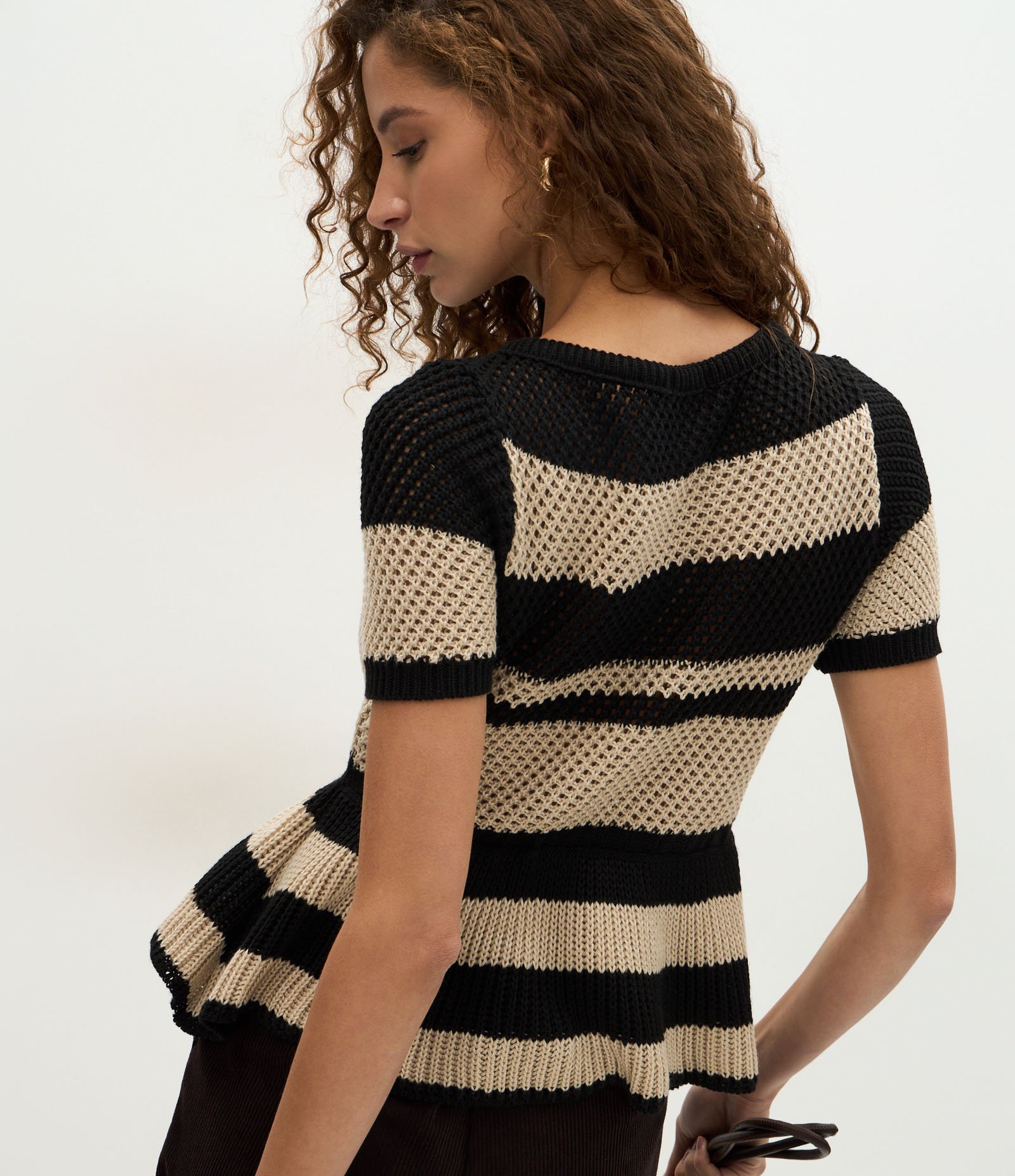 Blusa Peplum Em Tricô com Estampa Listrada Off White/Preto 4
