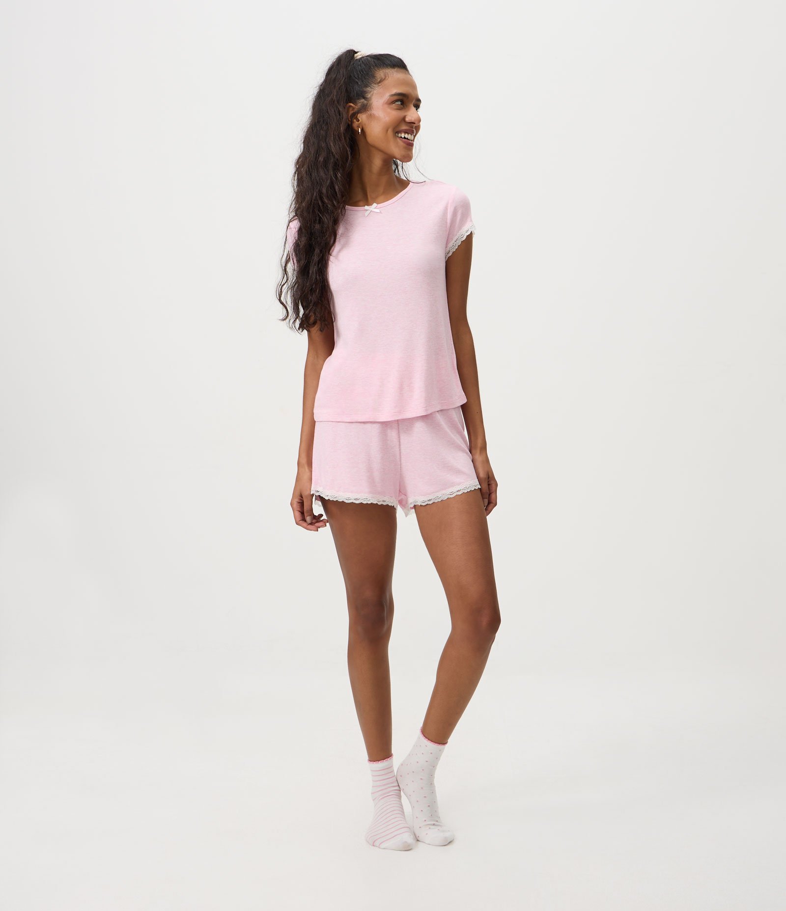 Pijama Curto em Modal com Lacinho no Decote e Renda Rosa 3