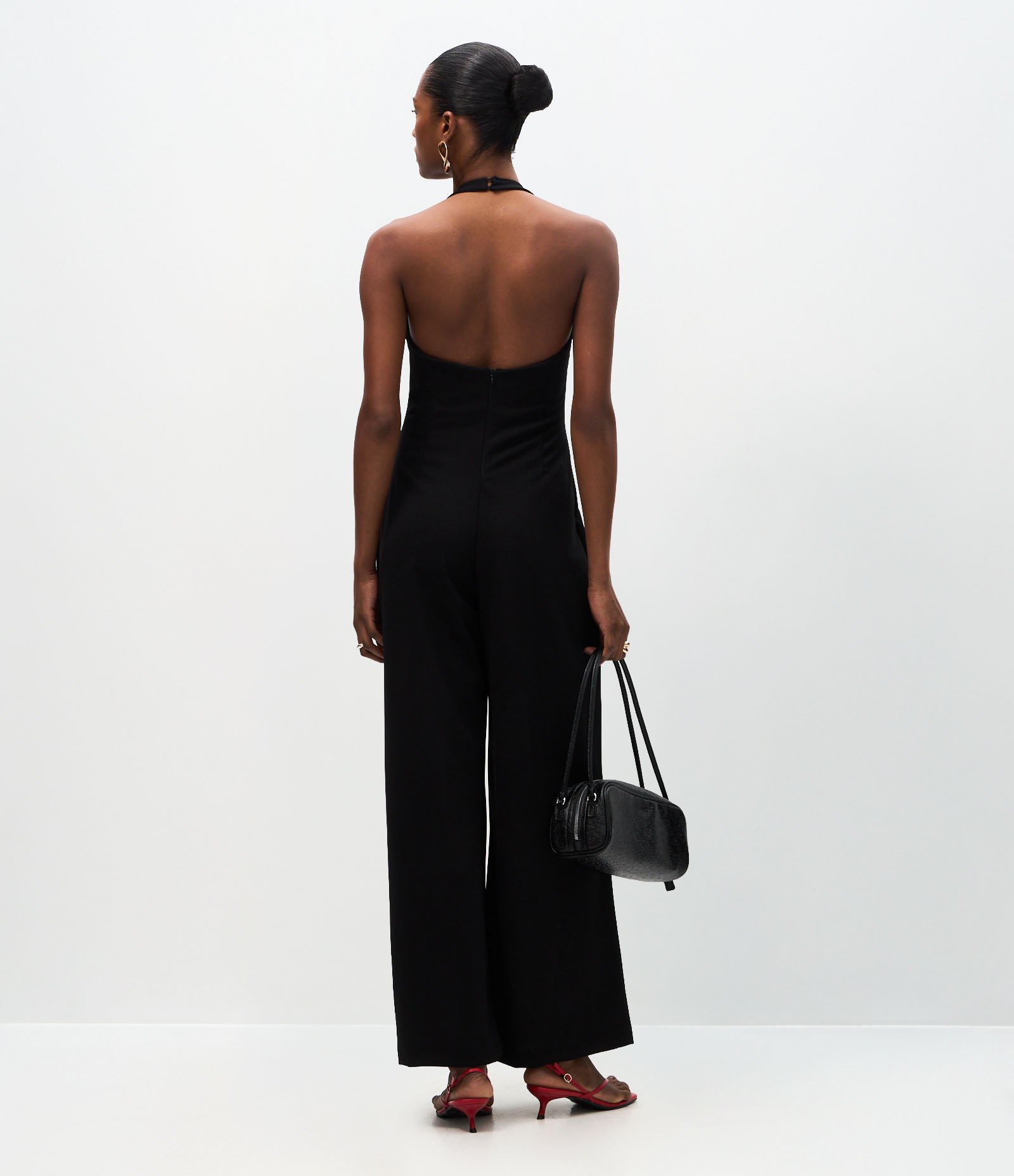 Macacão Pantalona com Frente Única Preto 4