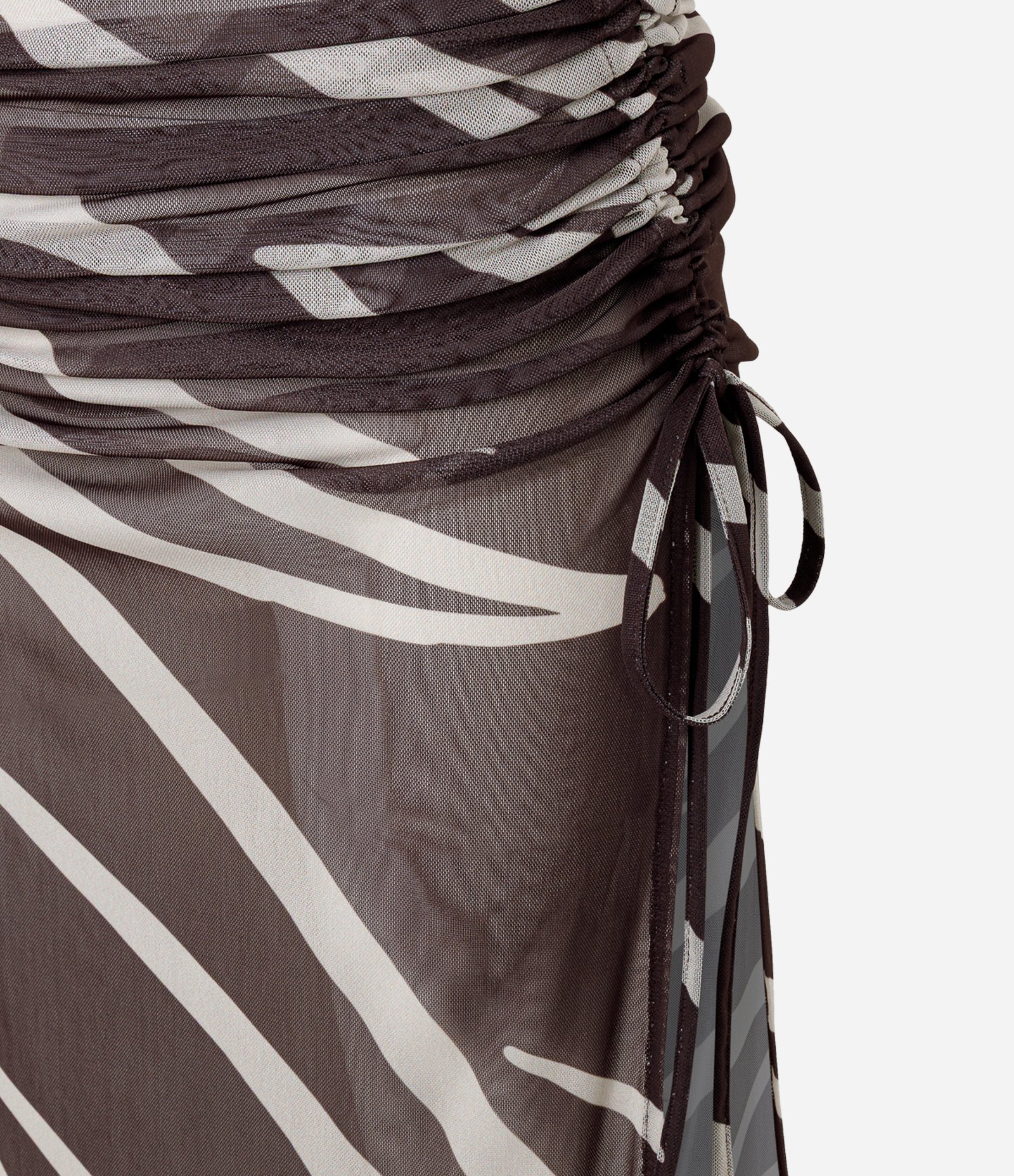 Saída de Praia Vestido com Estampa Animal Print e Amarração Marrom 7