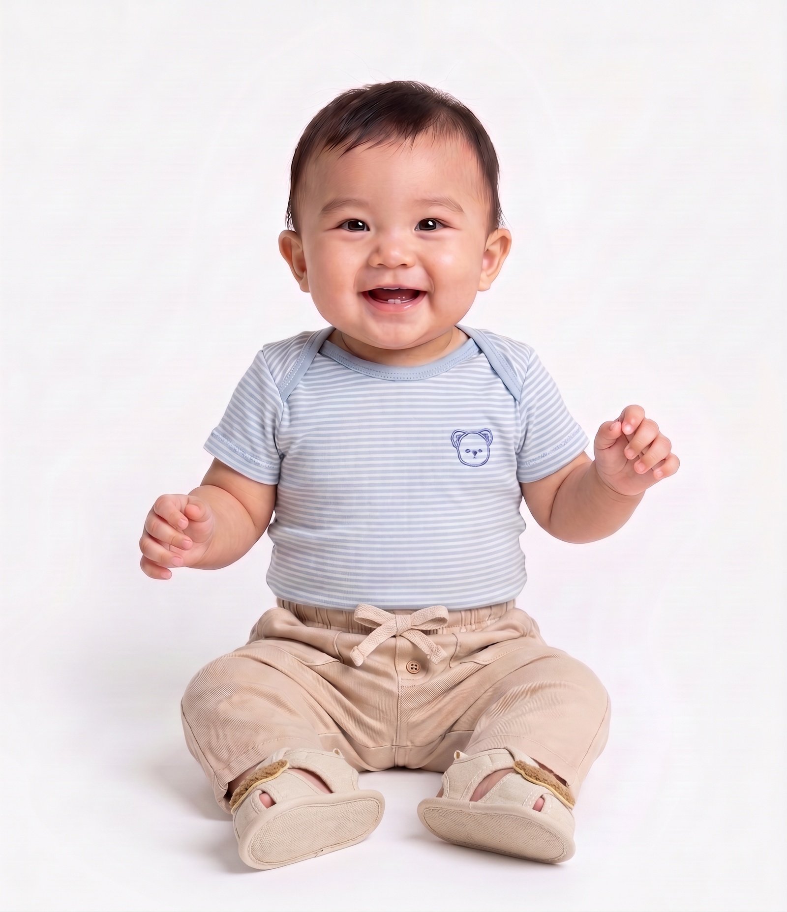 Calça Bebê com Cós Elástico e Bolsos - Tam 0 a 18 meses Bege 1