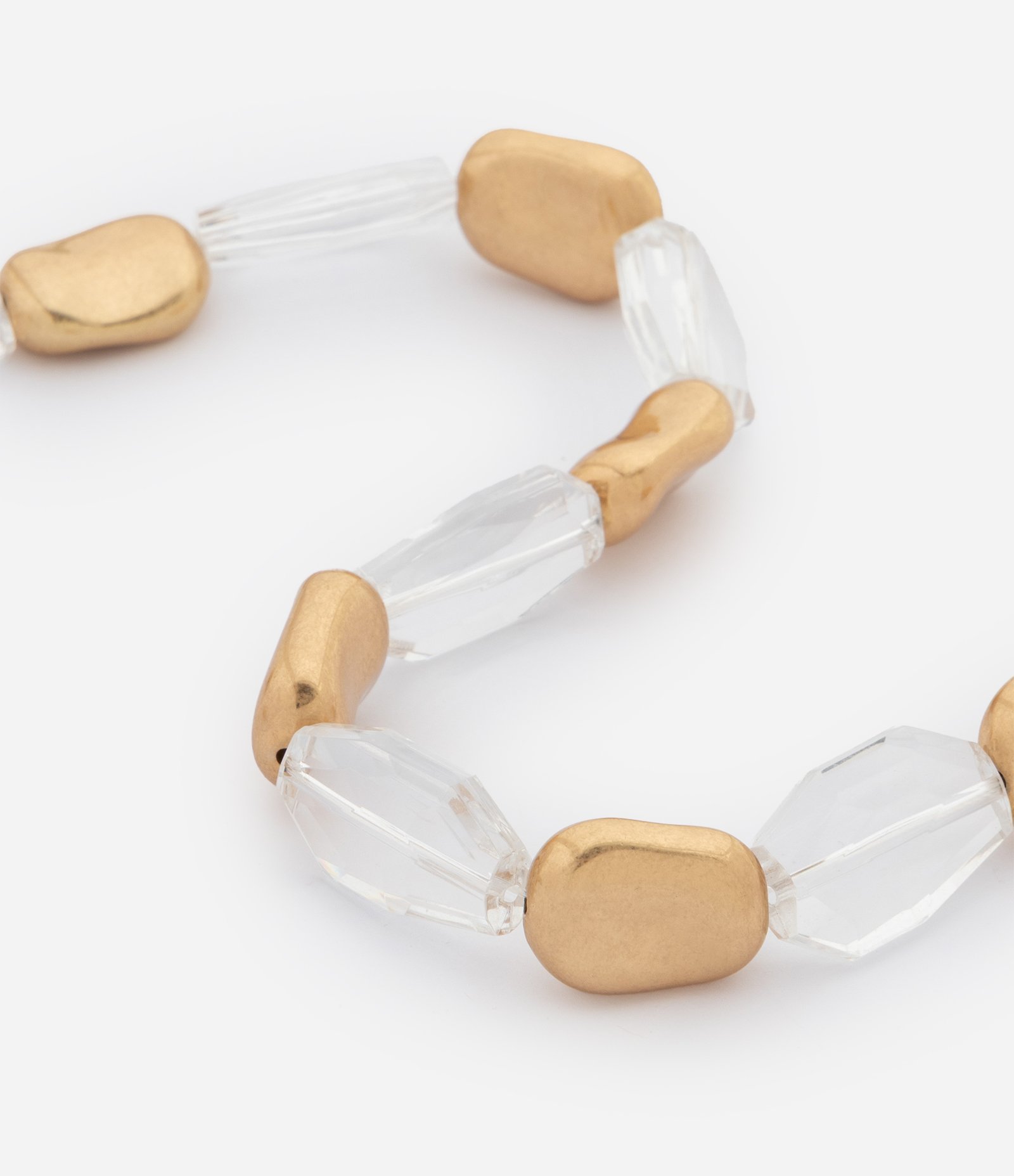 Colar Curto com Resinas Facetadas e Contas Orgânicas Dourado 2