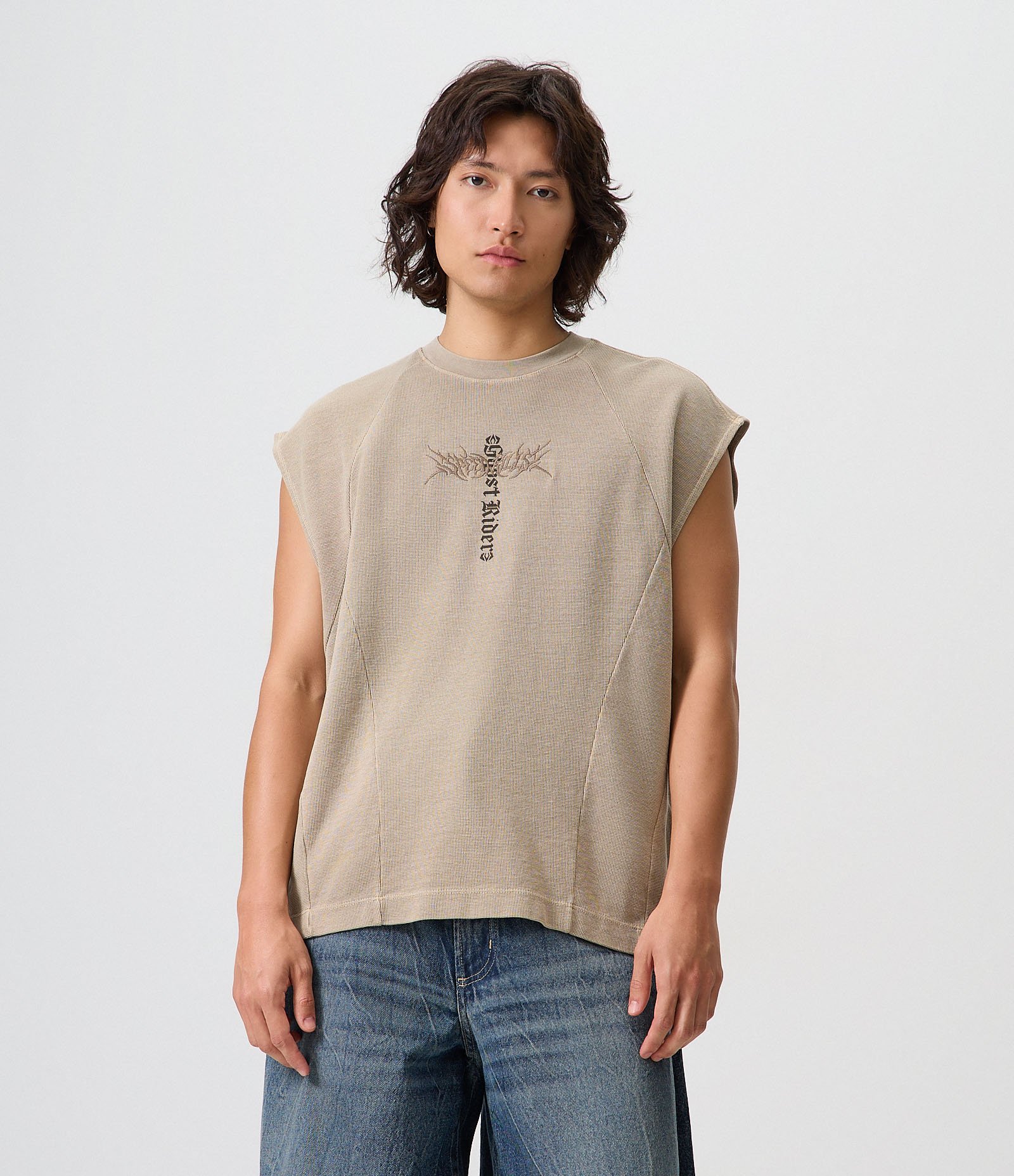 Regata Boxy com Lettering em Cruz Speed Kills Marrom 1