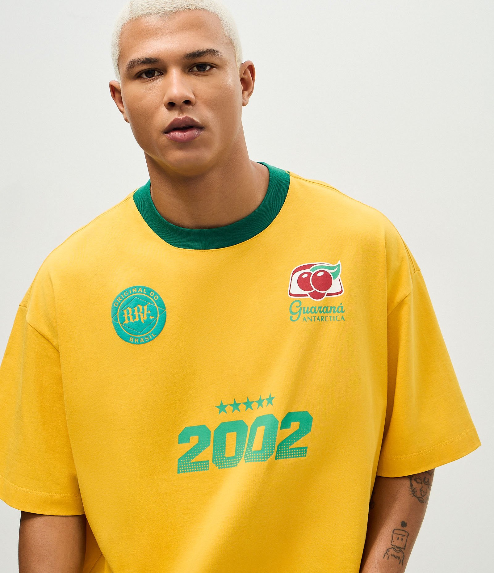 Camiseta Oversized Guaraná Antarctica 2002 Amarelo 4