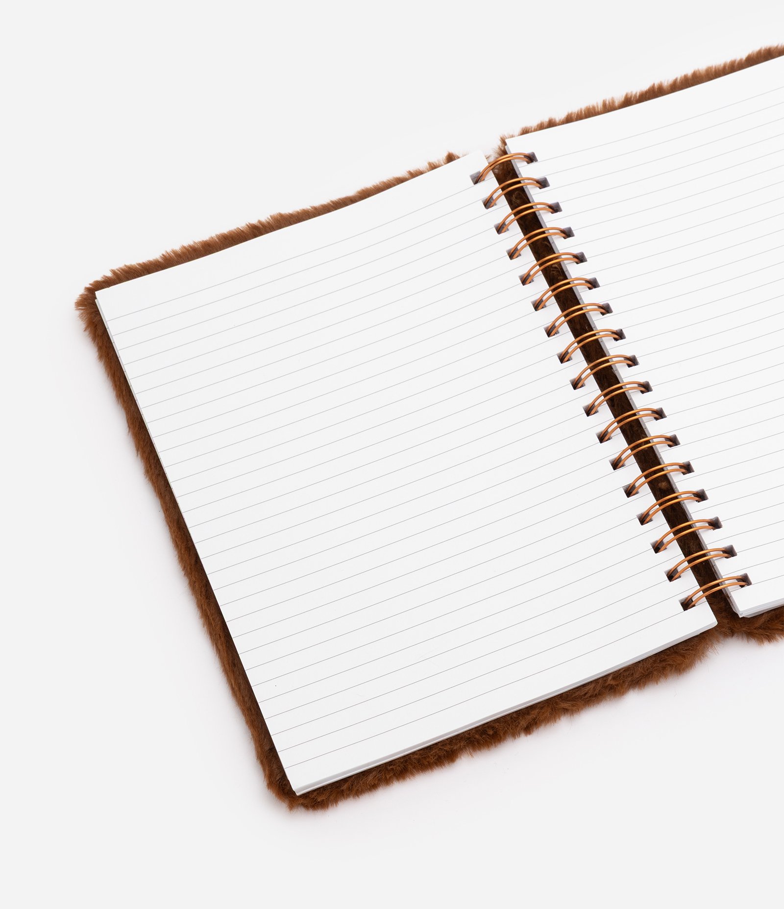 Caderno com Capa de Ursinho Peludo e Encadernação Espiral Marrom 4