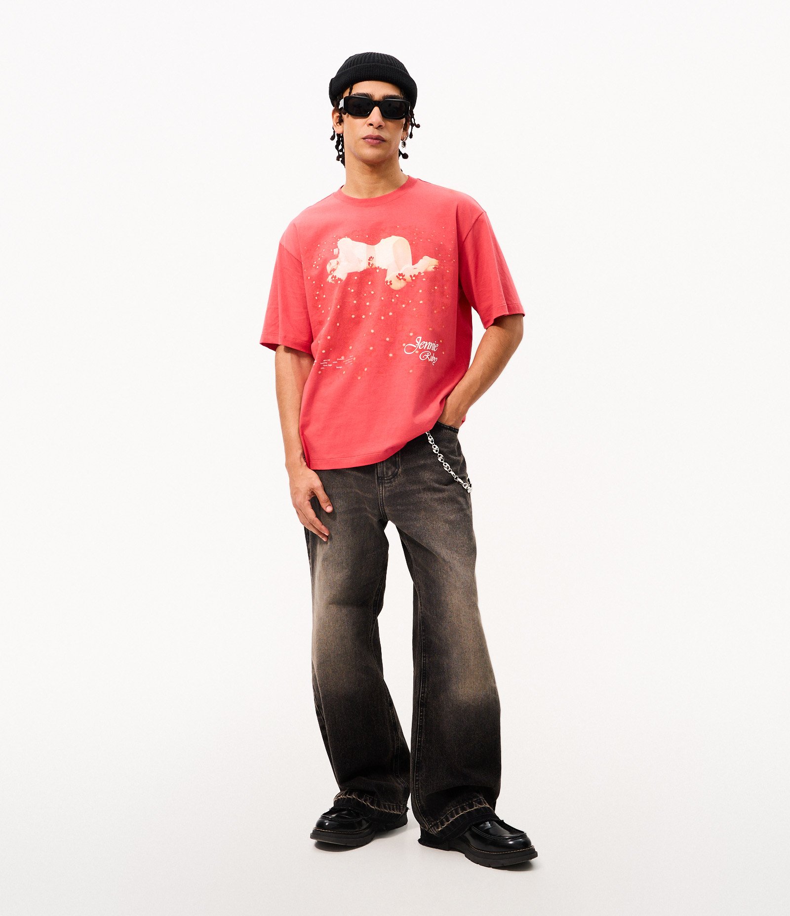Camiseta Boxy com Estampa Jennie Ruby Vermelho 2