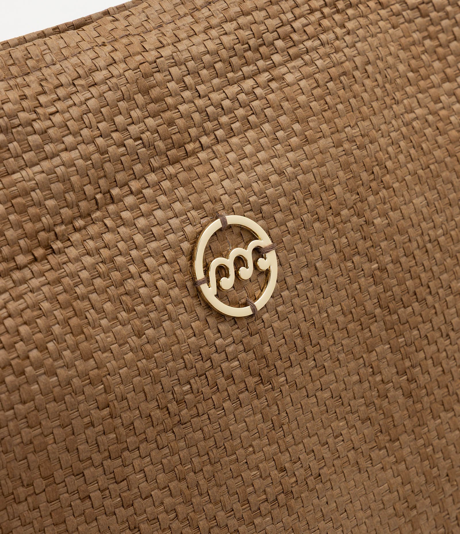 Bolsa de Papel com Necessaire e Zíper Marrom 4
