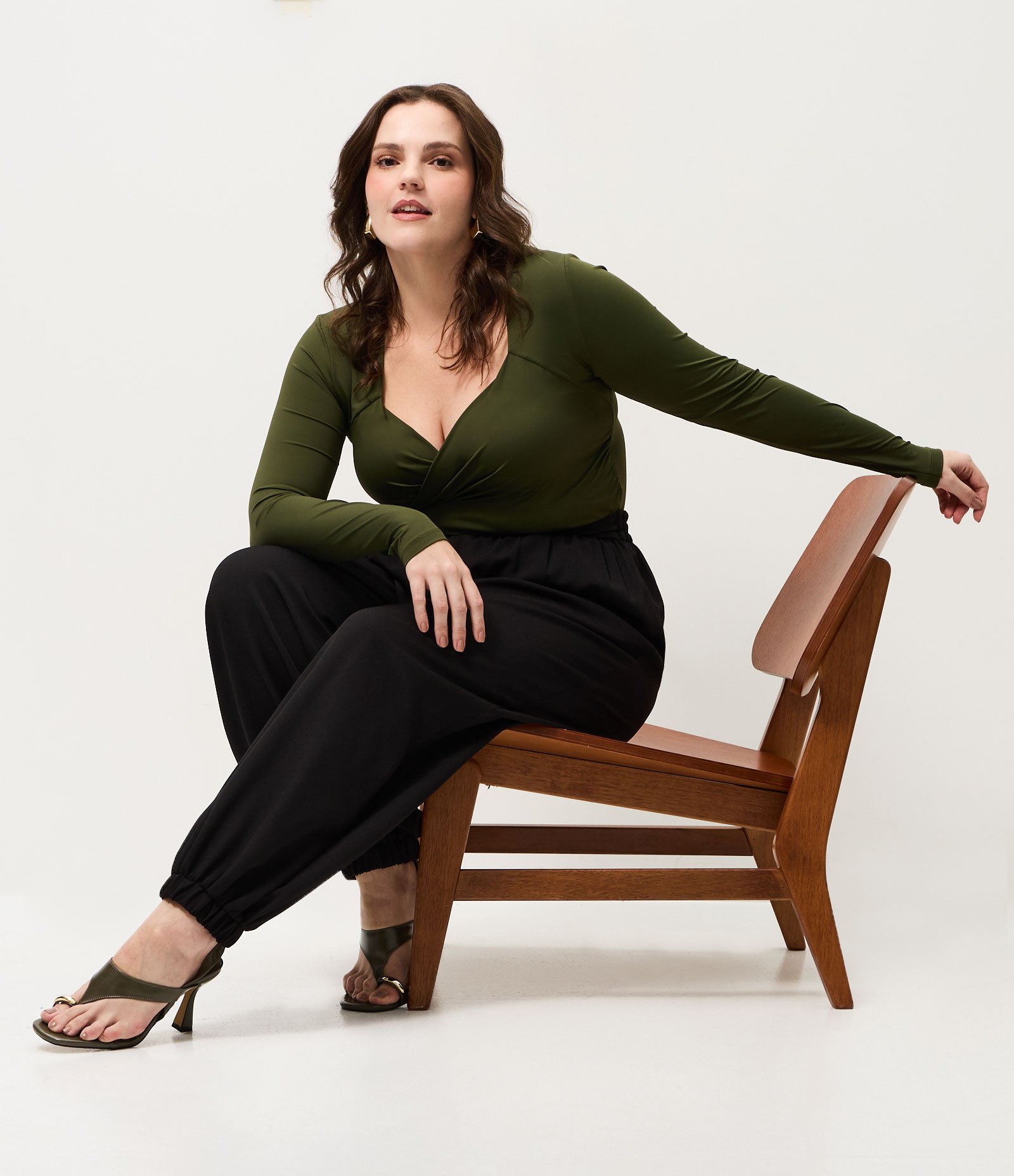 Blusa Manga Longa com Decote Transpassado Curve & Plus Size Verde 2