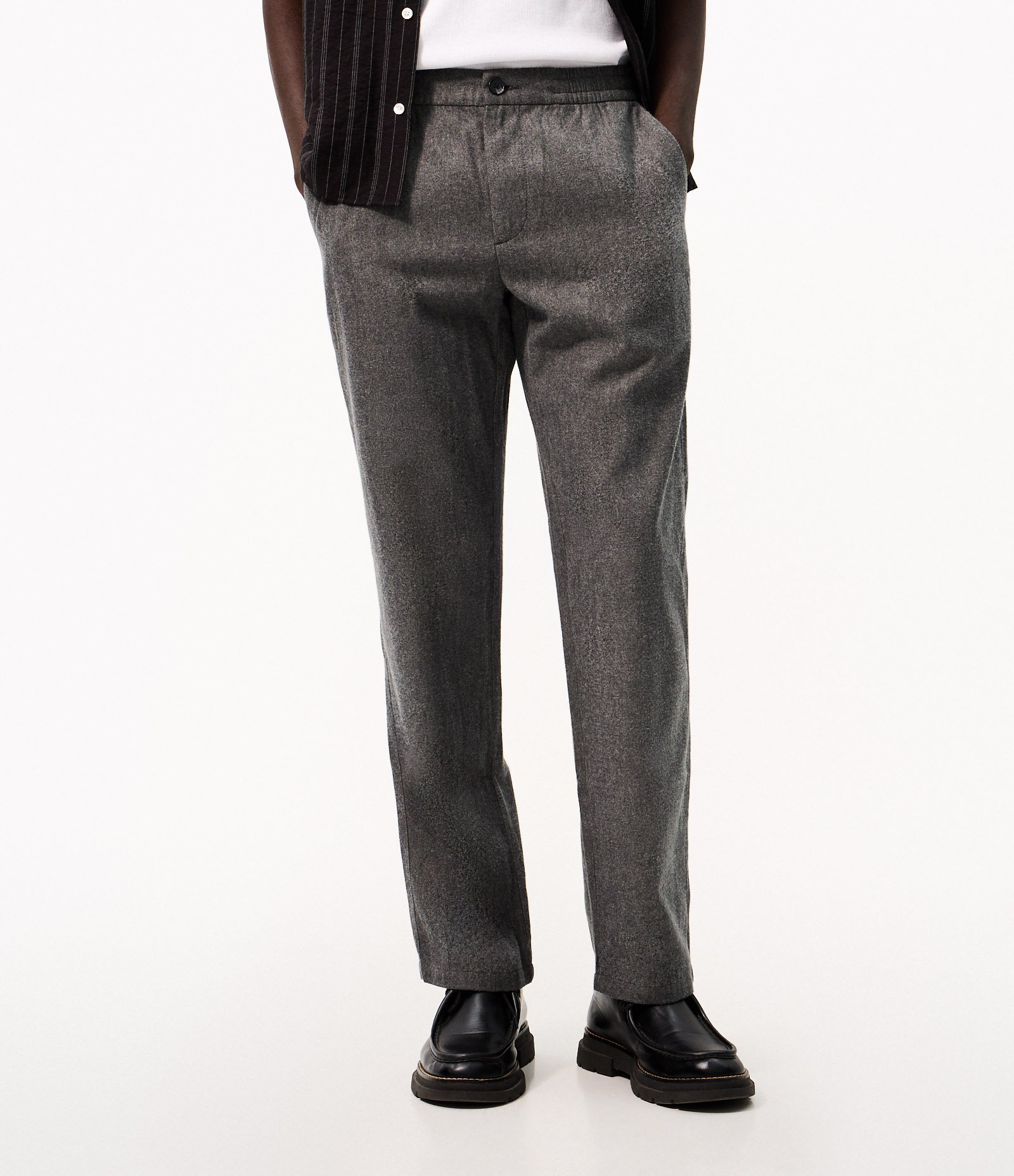 Calça Reta Polyvelour com Cós Elástico Cinza 2