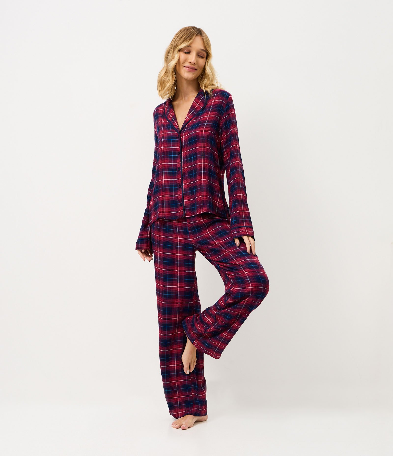 Pijama Longo Americano com Estampa Xadrez Fio Tinto Vermelho/Azul 1