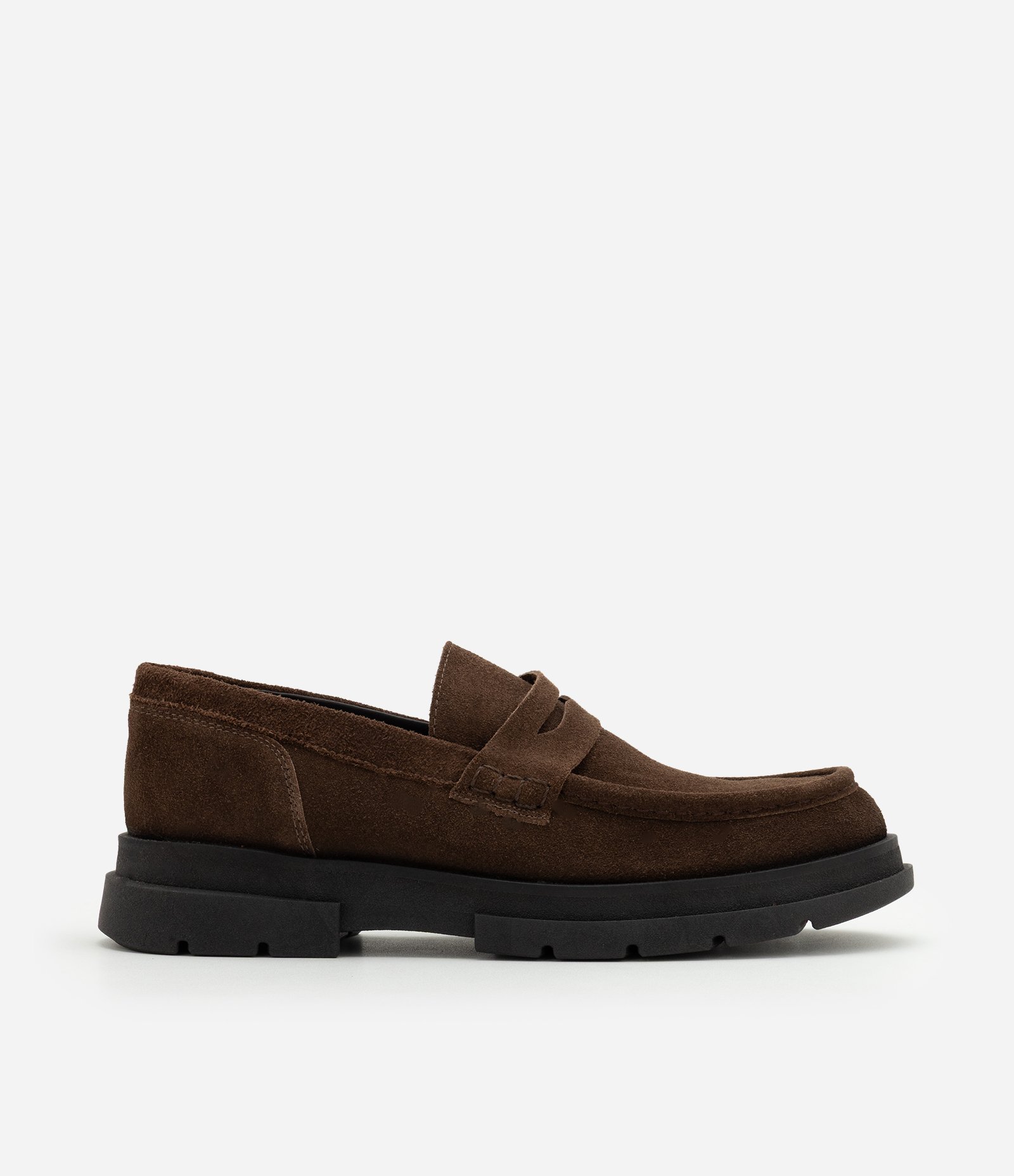 Sapato Loafer em Couro Camurça Marrom 2
