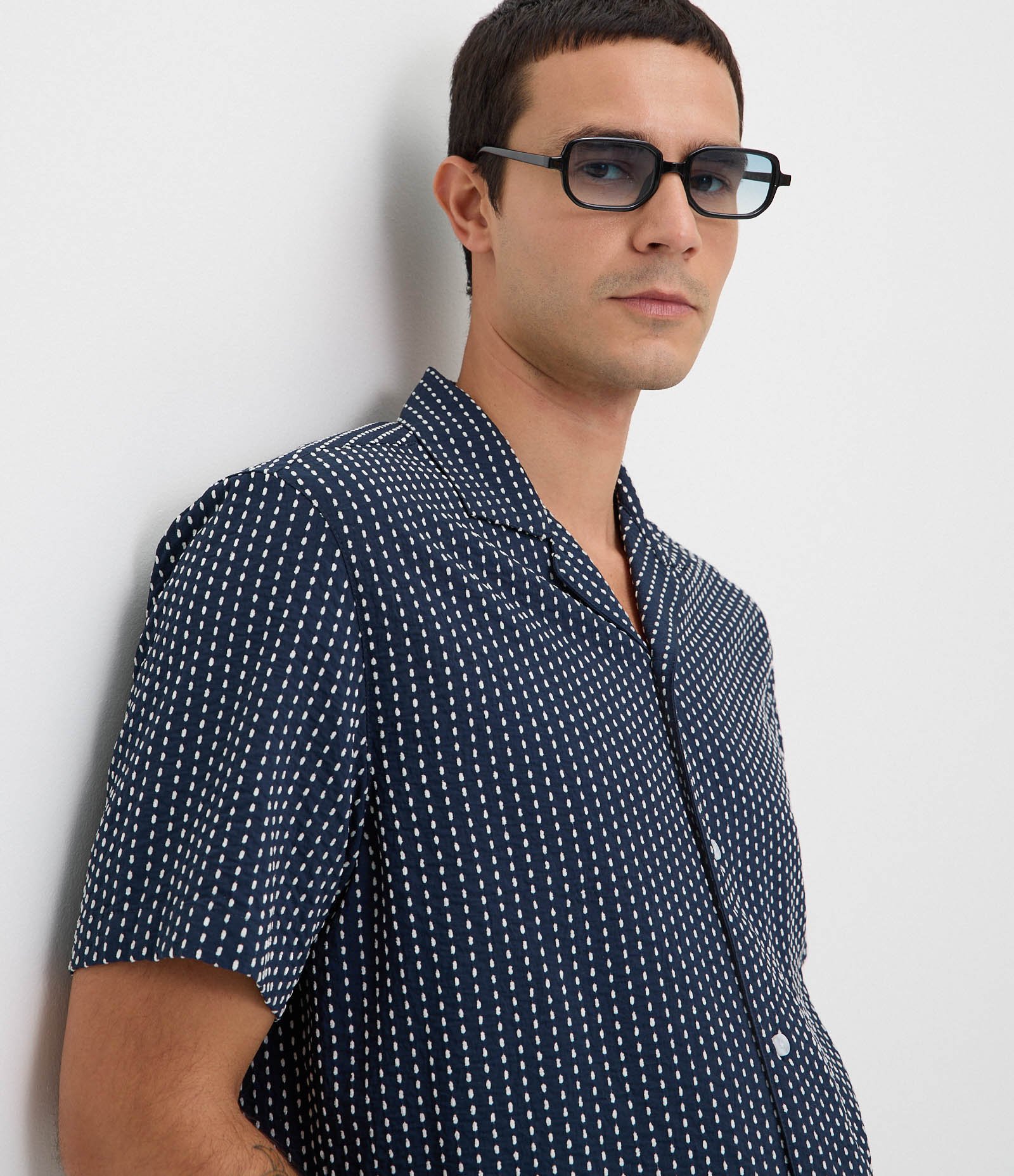 Camisa com Textura Ponto Picado Azul 4