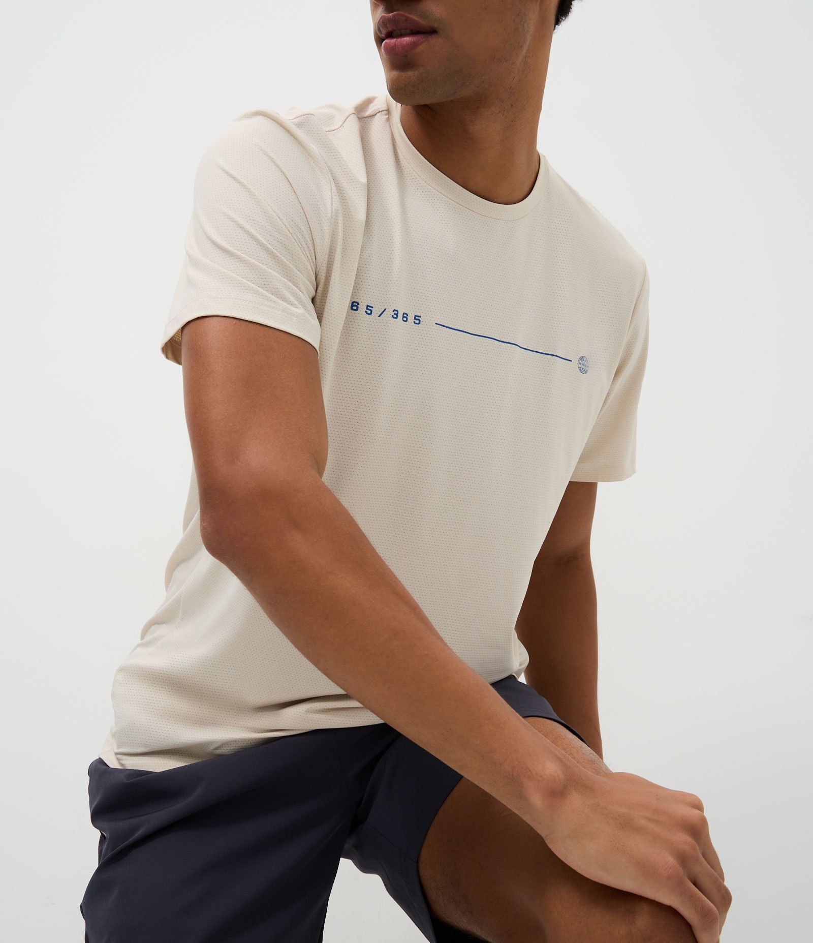 Camiseta Esportiva Dry em Poliamida com Lettering Bege 3