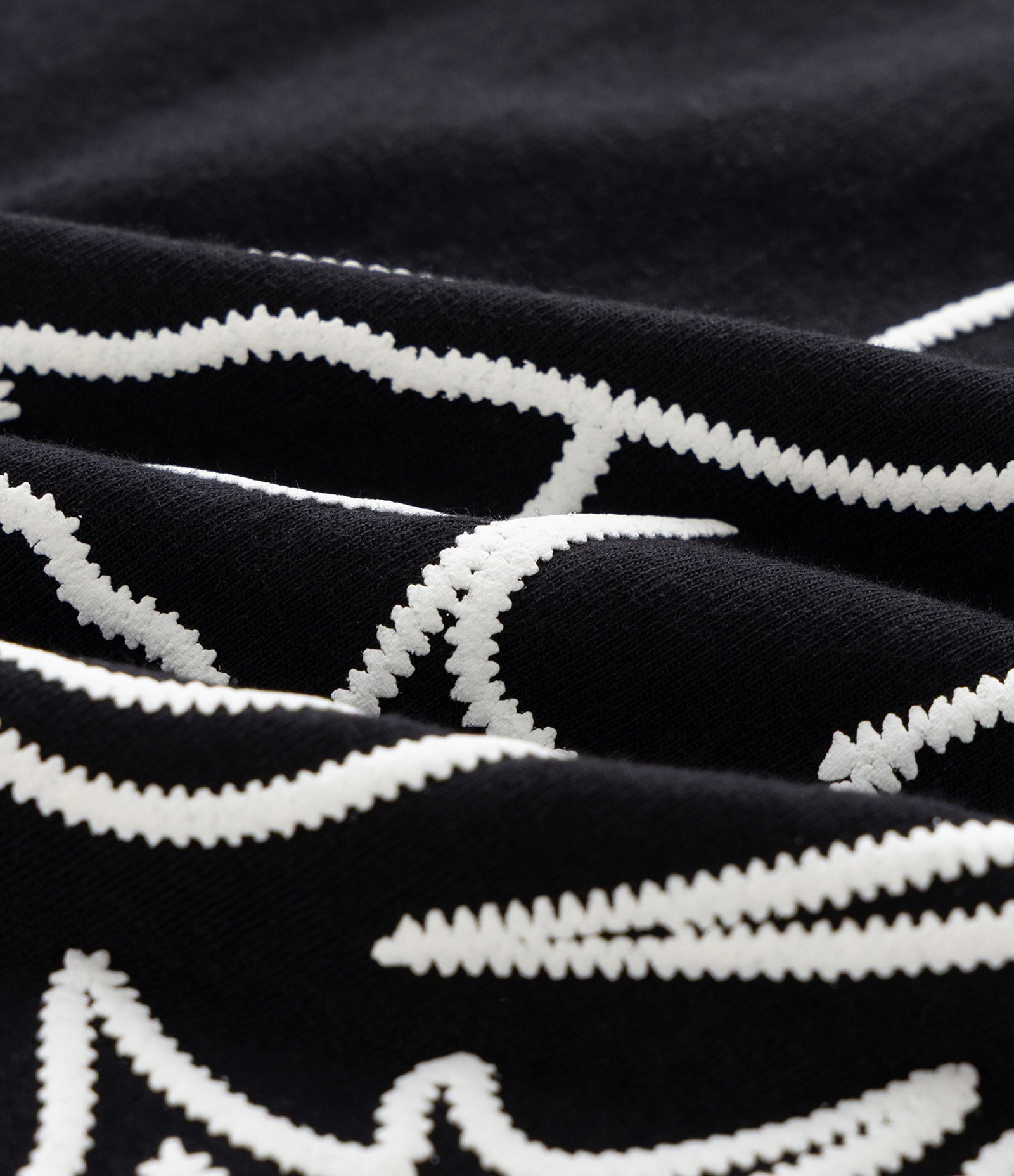 Regata Boxy com Estampa Gargula Preto 7