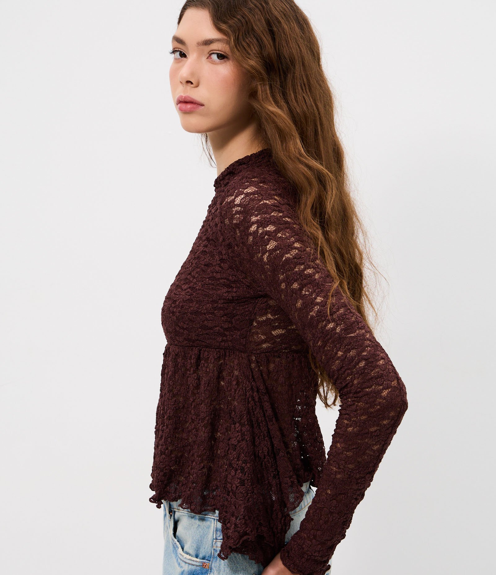 Blusa Peplum com Renda Aplicada Marrom 1