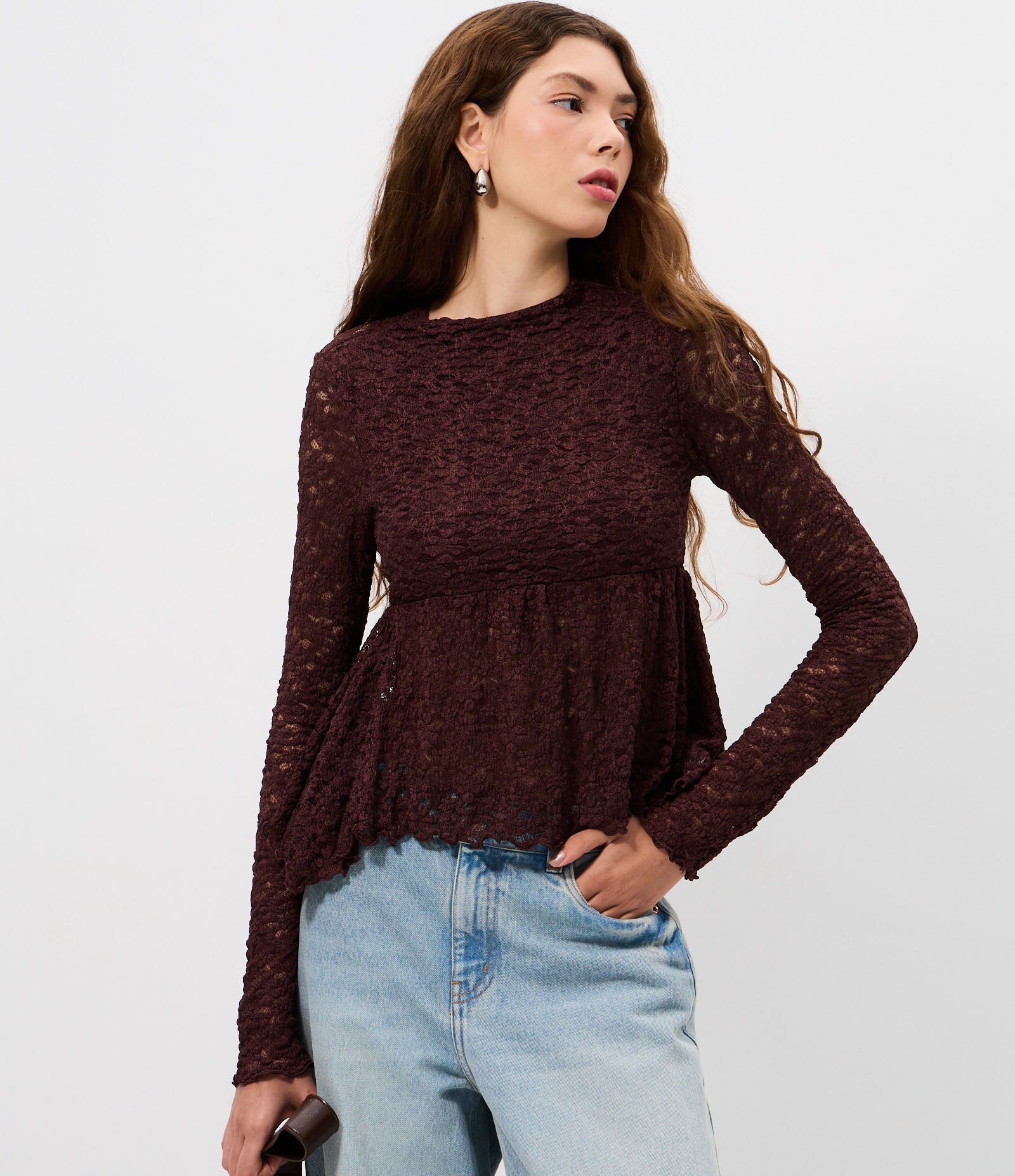 Blusa Peplum com Renda Aplicada Marrom 3