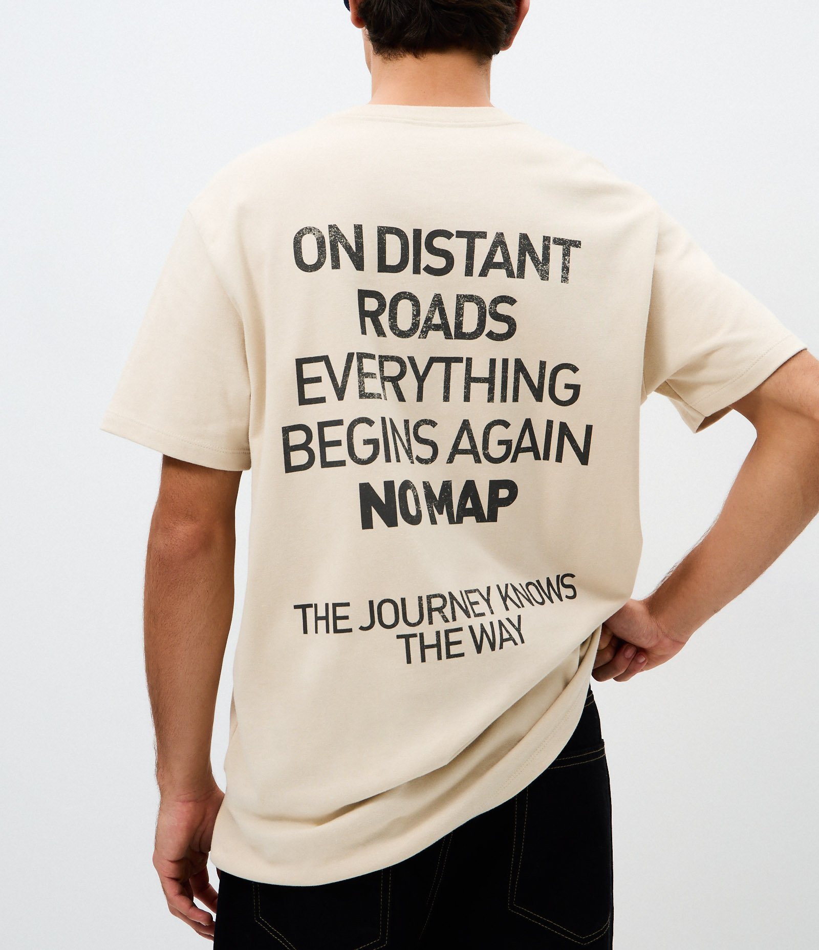 Camiseta Comfort On Distant Roads Bege 1