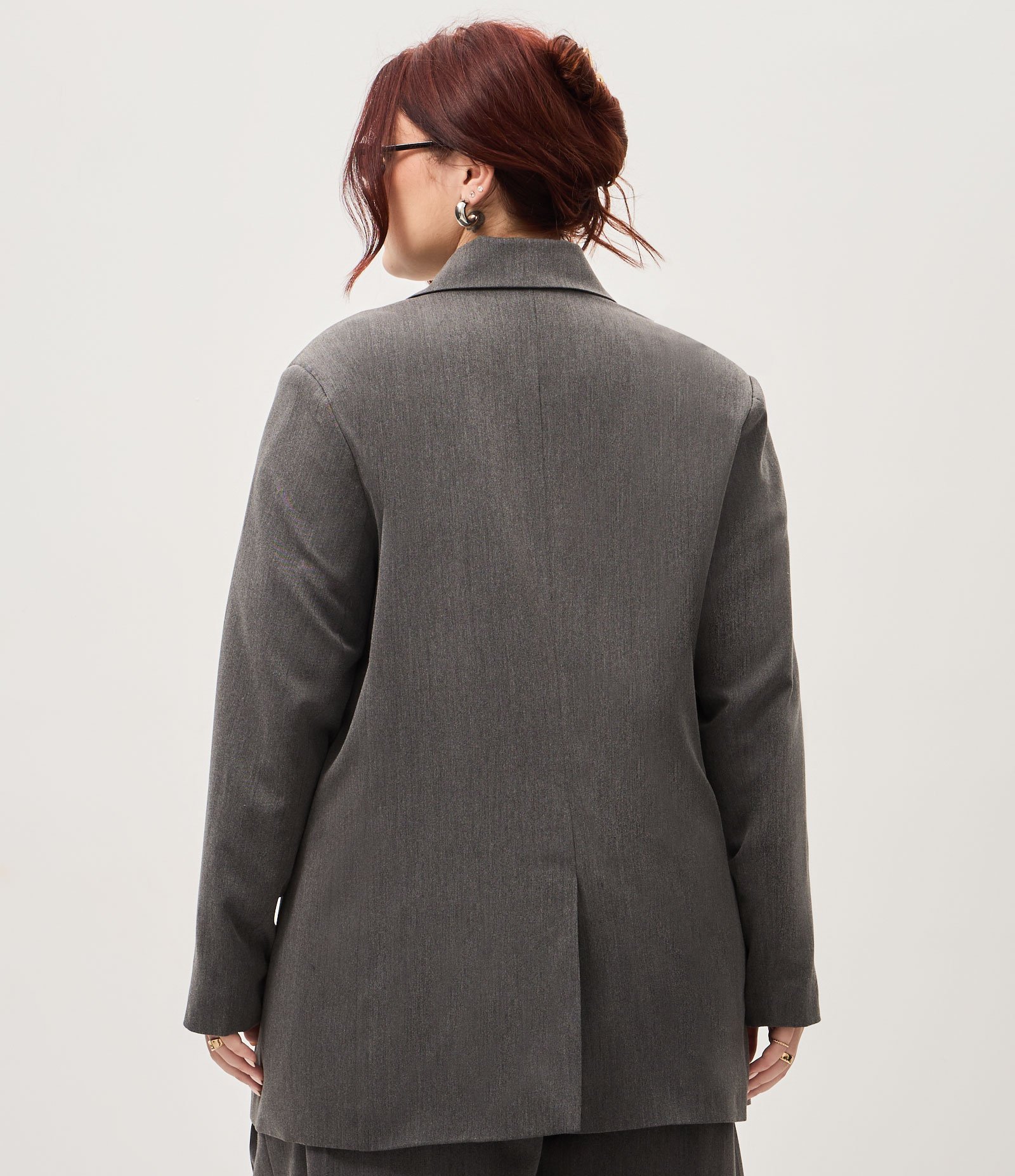 Blazer Oversized Alfaiatado Curve & Plus Size Cinza 4